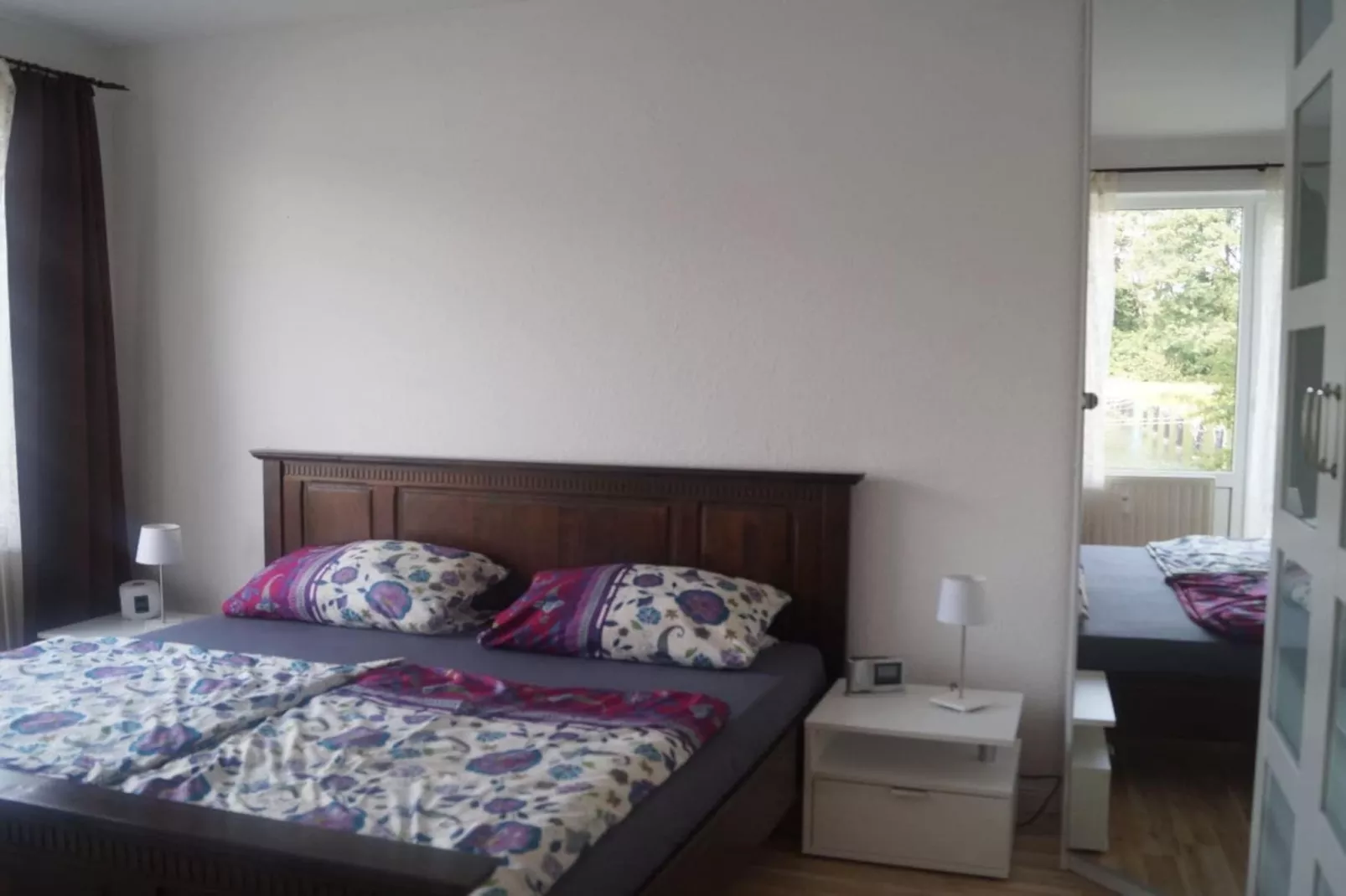 199701-Bedroom