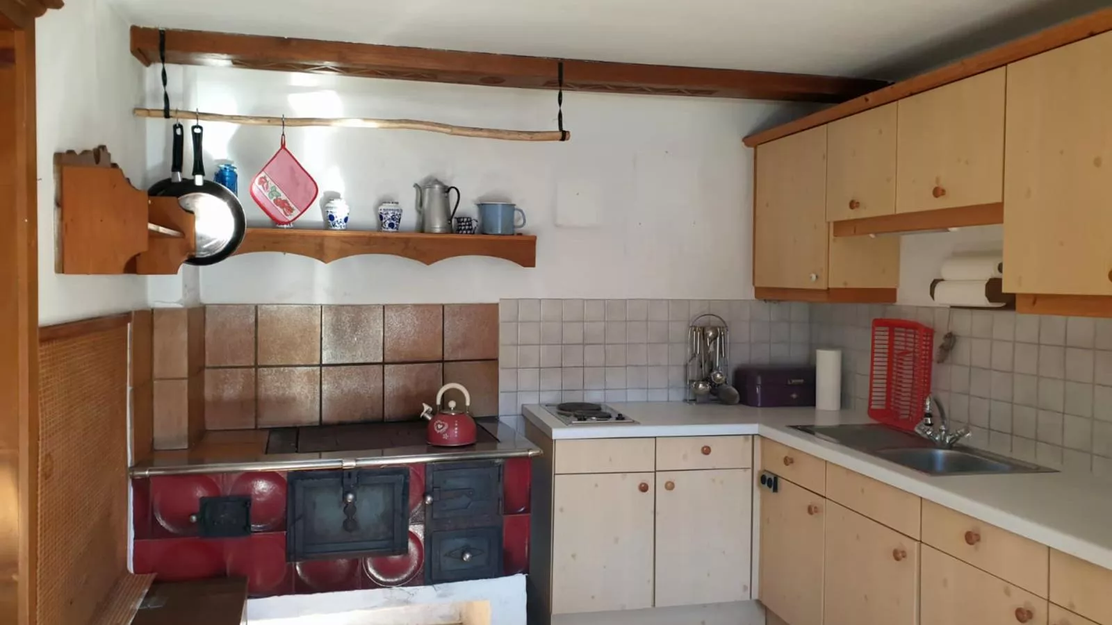 Sonnenhütte unten-Kitchen