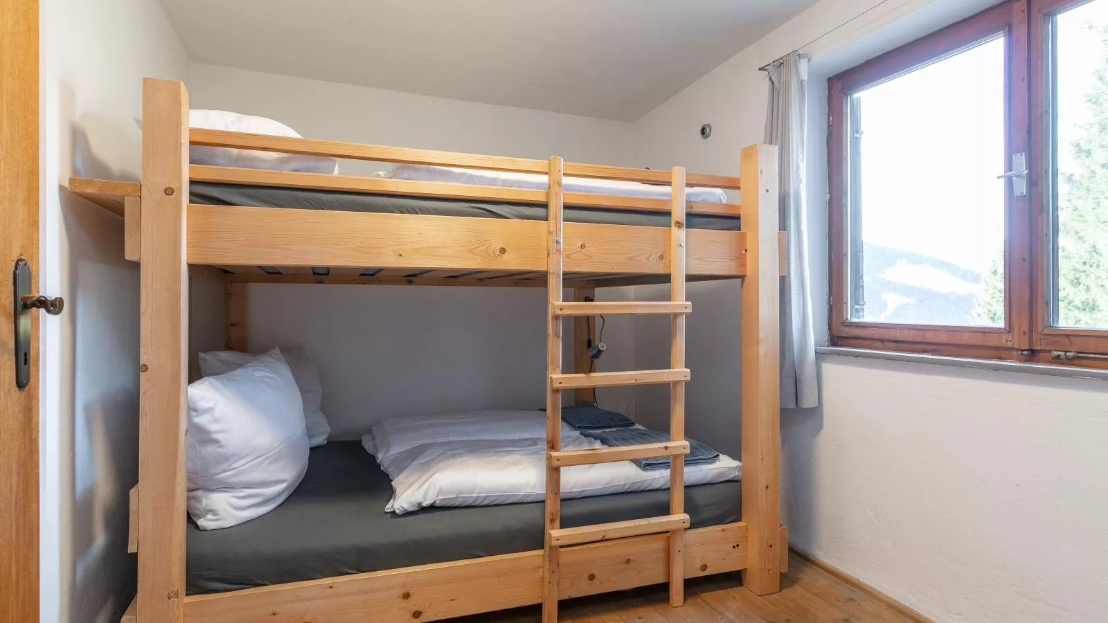 Sonnenhütte unten-Bedroom
