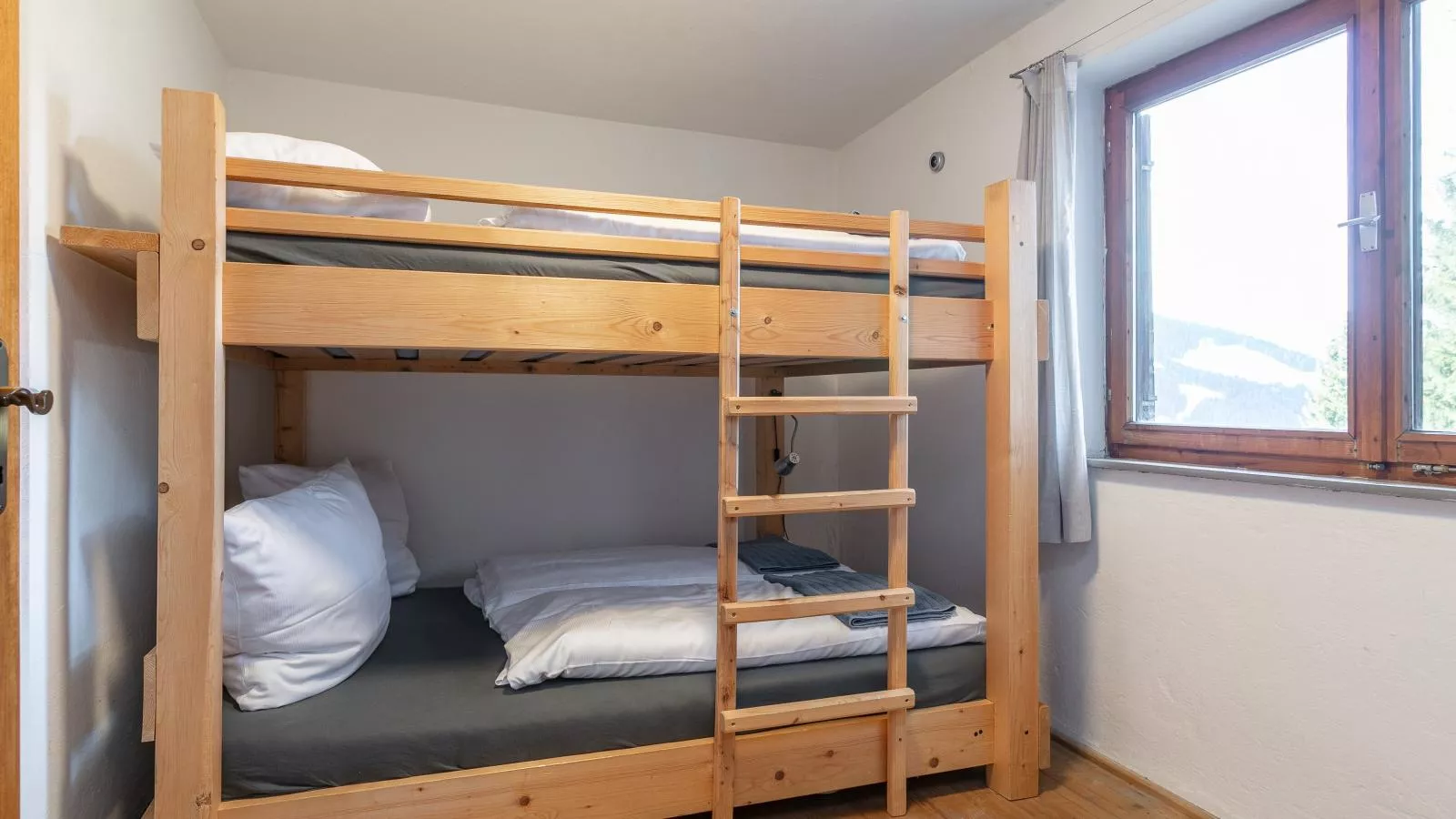 Sonnenhütte unten-Bedroom