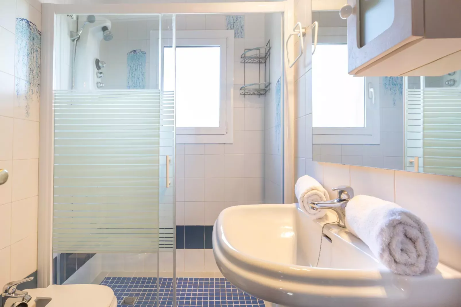 Del Pi-Bathroom