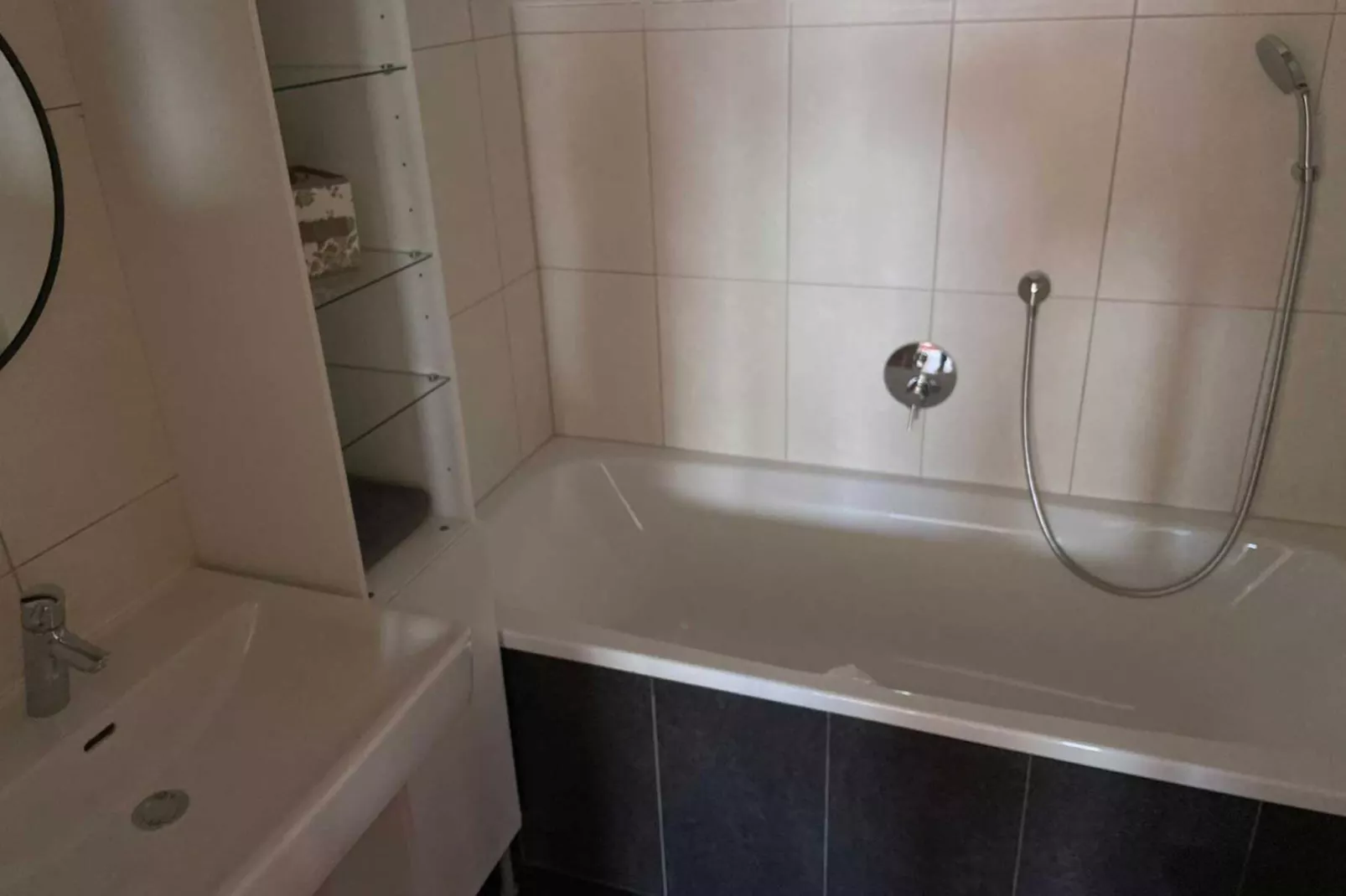 Naviser Hütte Wohnung Kirchdach 145-Bathroom