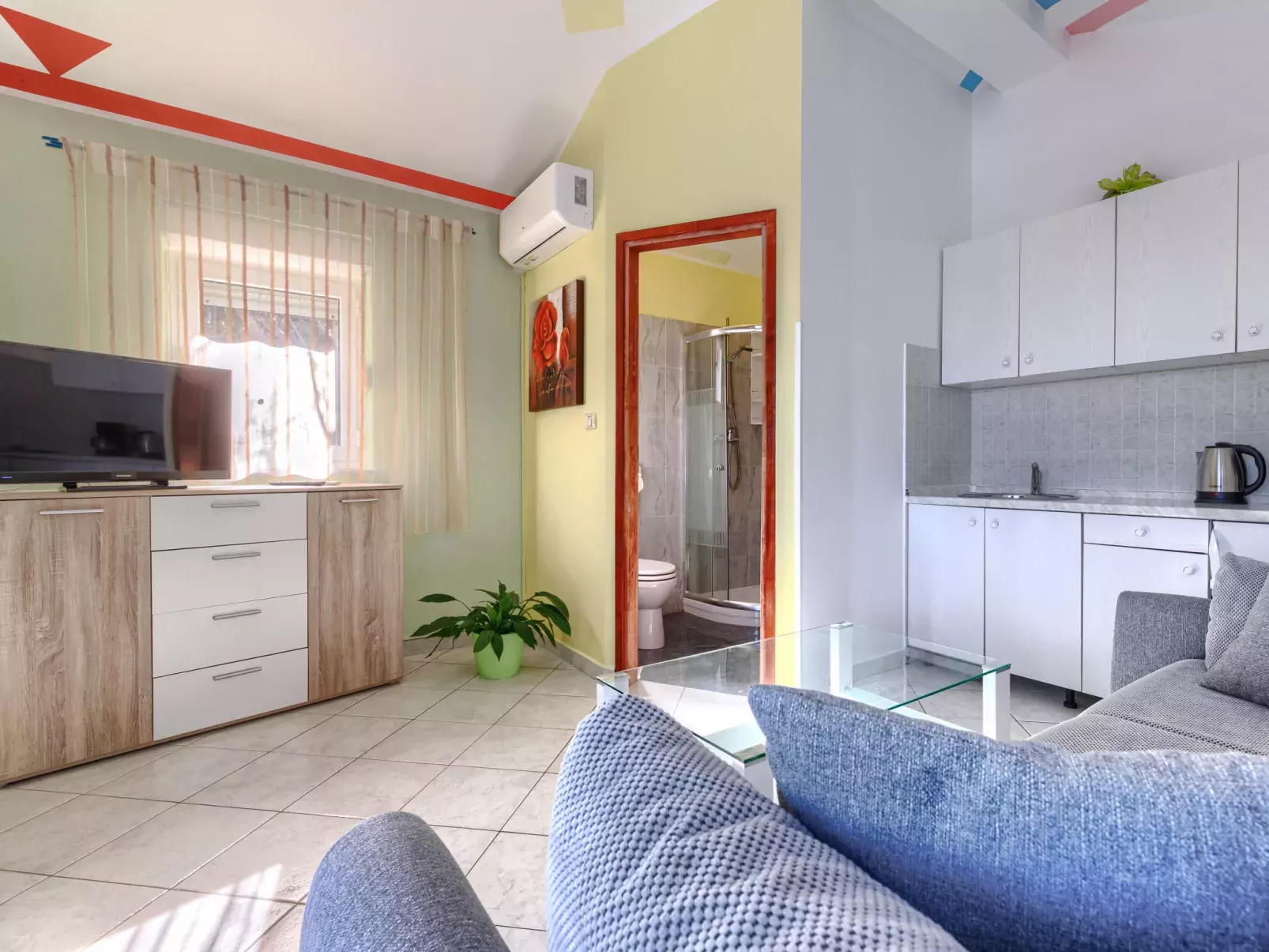Villa Irma-Inside