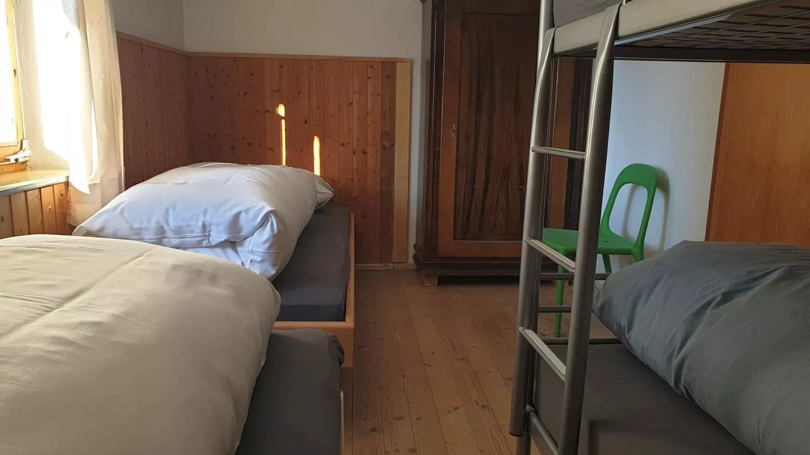 Sonnenhütte oben-Bedroom