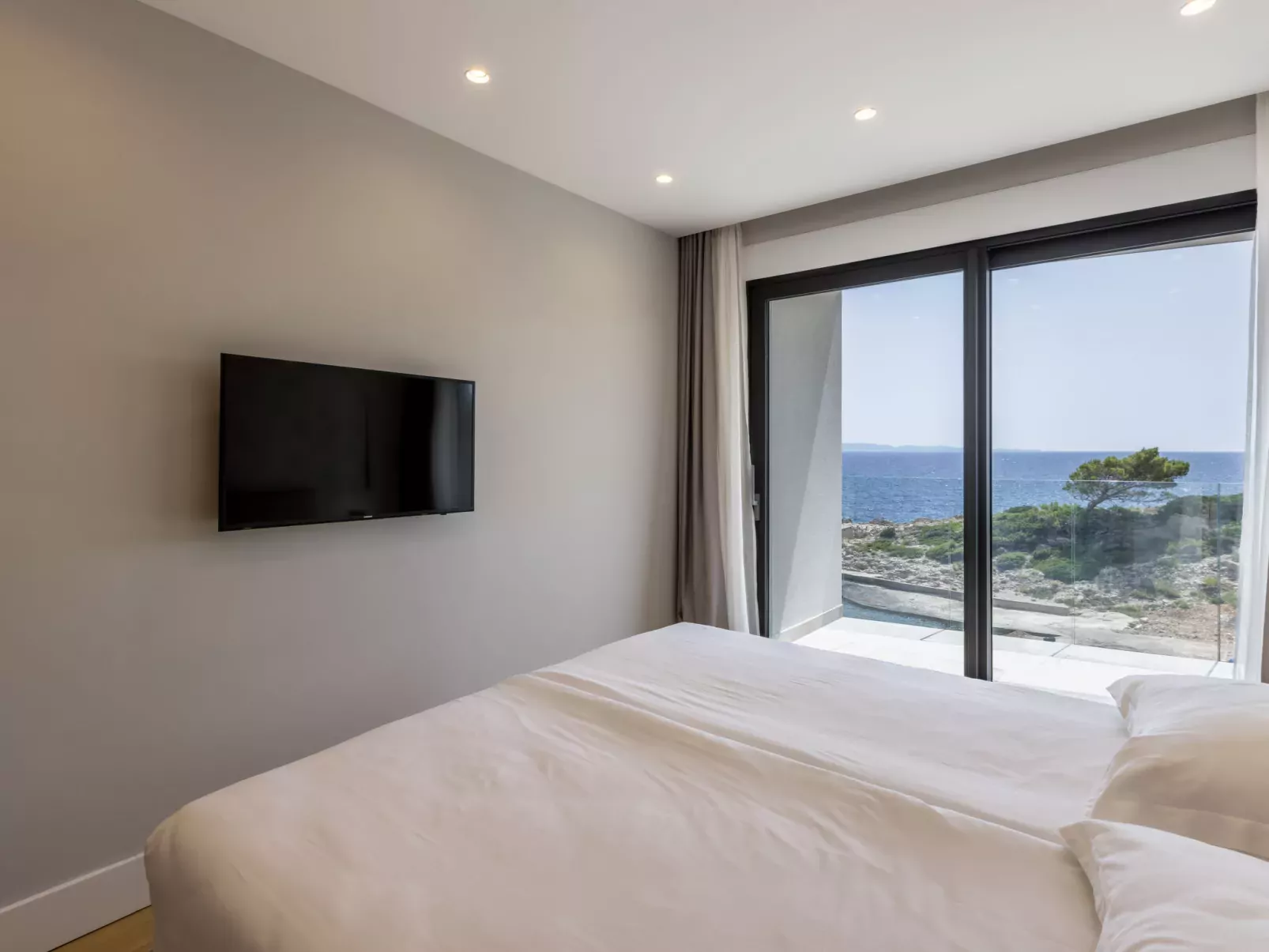 Luxury Villa Mare-Dedans