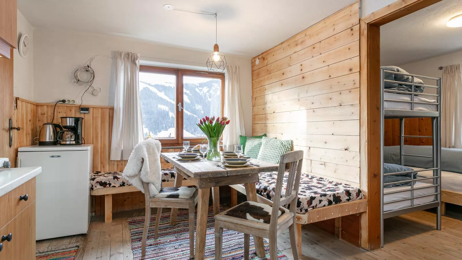 Sonnenhütte oben-Living room
