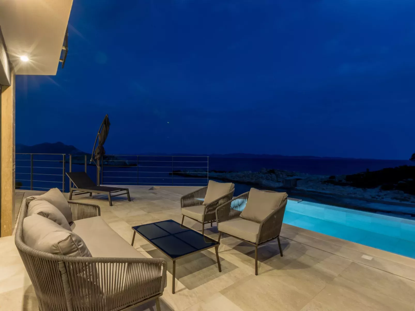 Luxury Villa Mare-Dehors