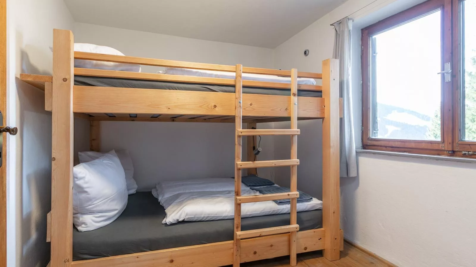 Sonnenhütte oben-Bedroom