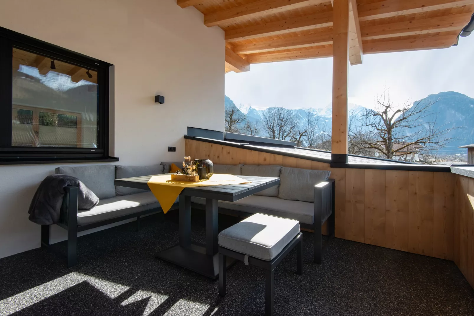 Apartment Moiklerhof-Terrace balcony