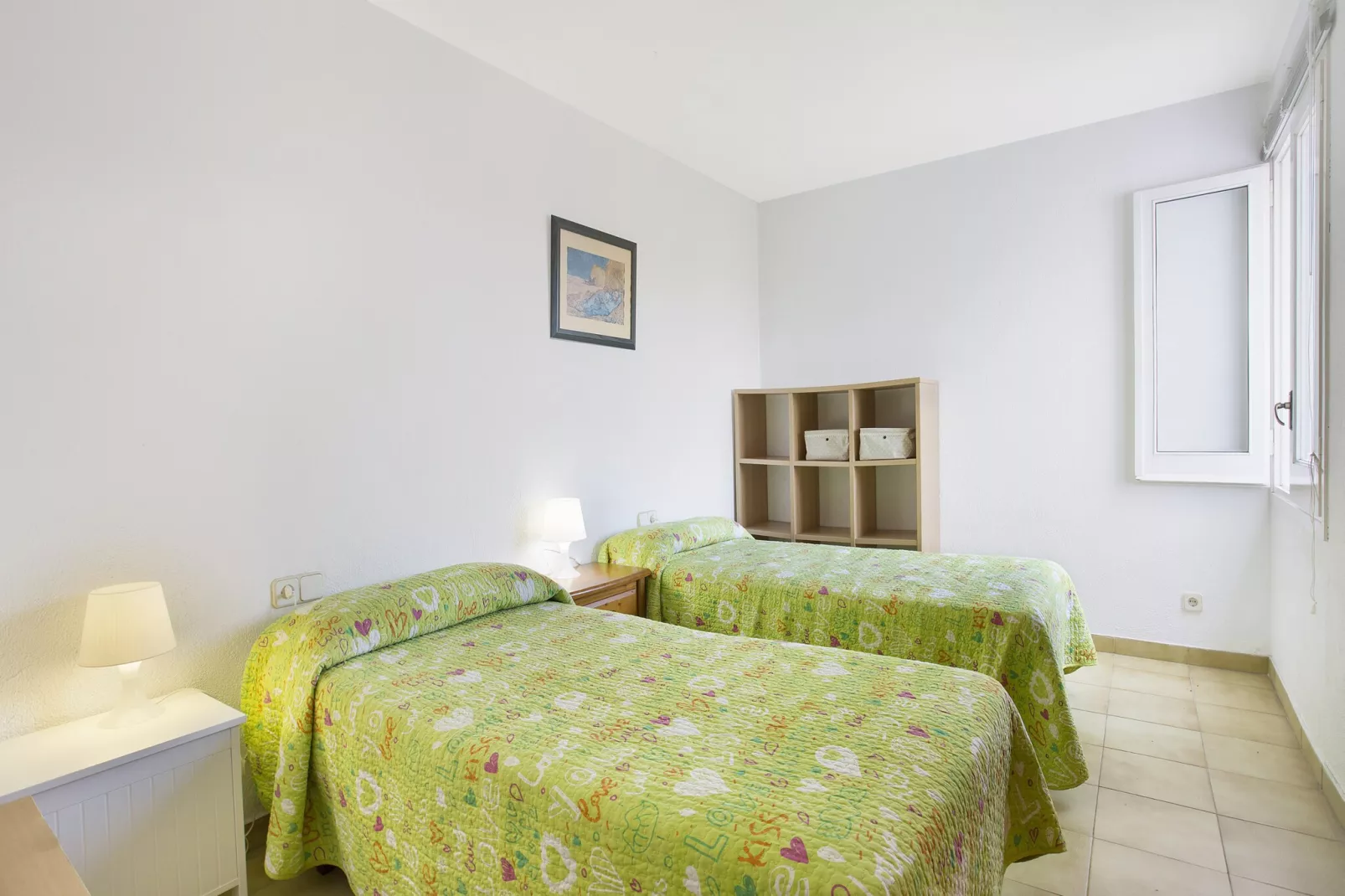 Nuri-Bedroom