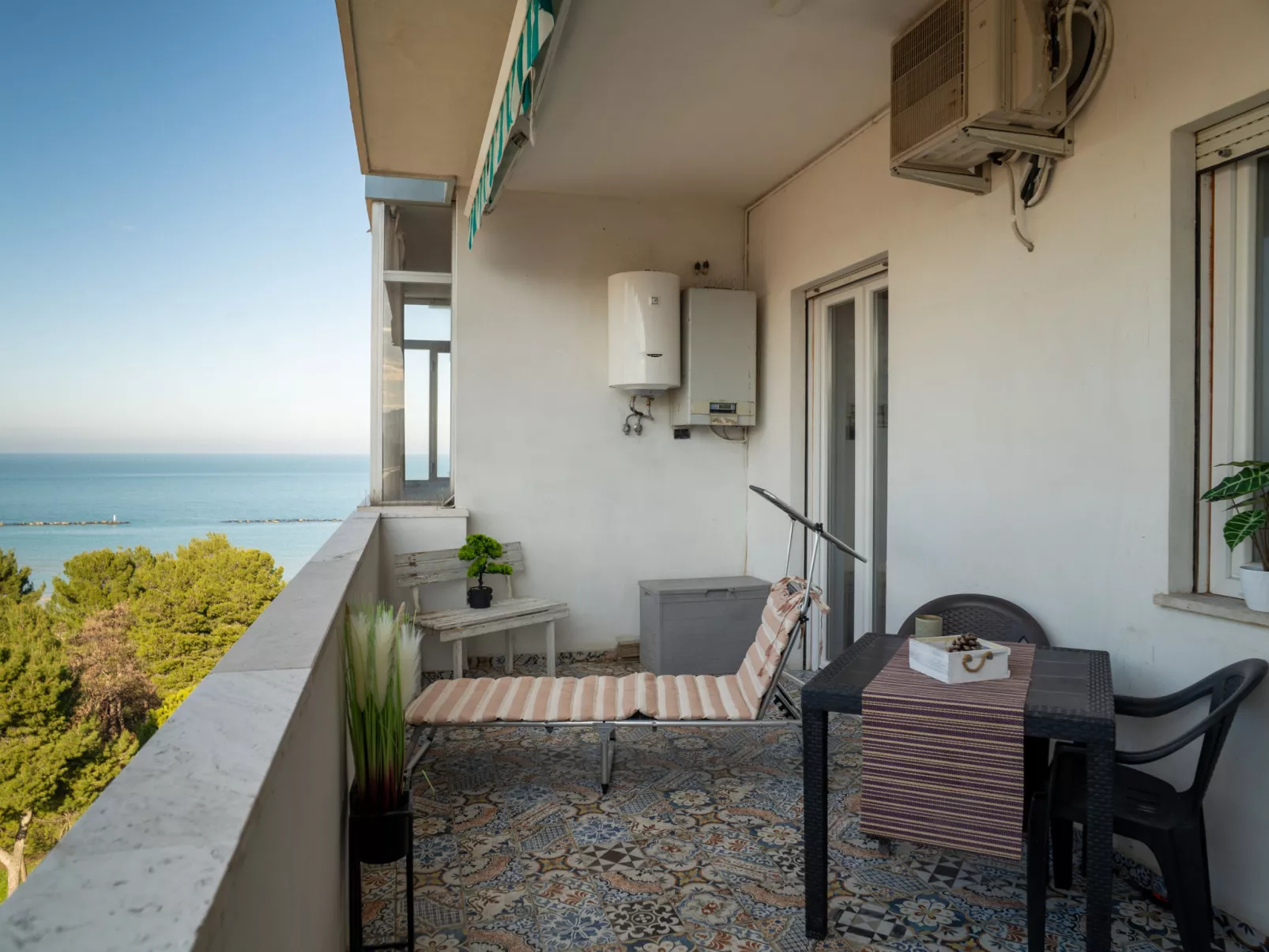 Montesilvano Mare 3-Outside