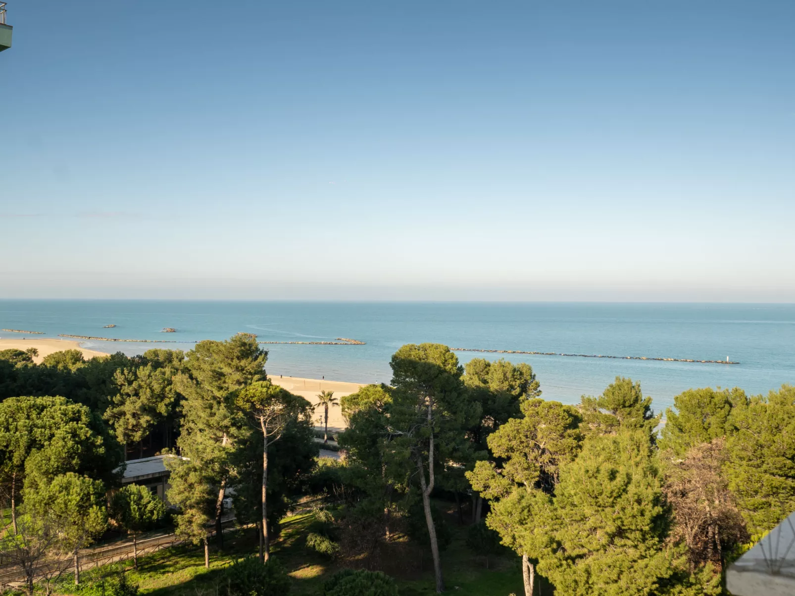 Montesilvano Mare 3-Outside