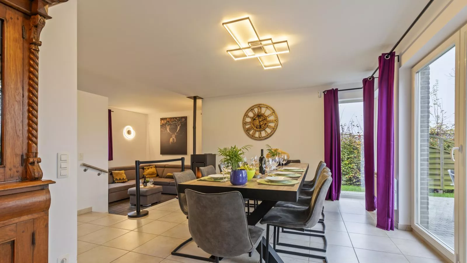 Residence Suprême-Dining room