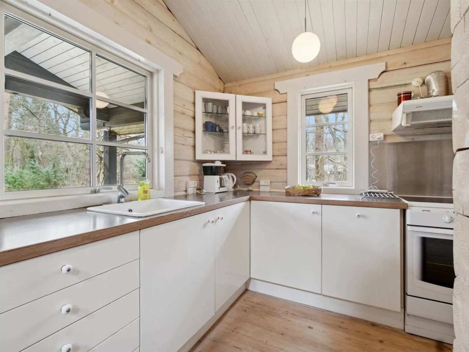 "Brynjolf" - 1km from the sea-Drinnen
