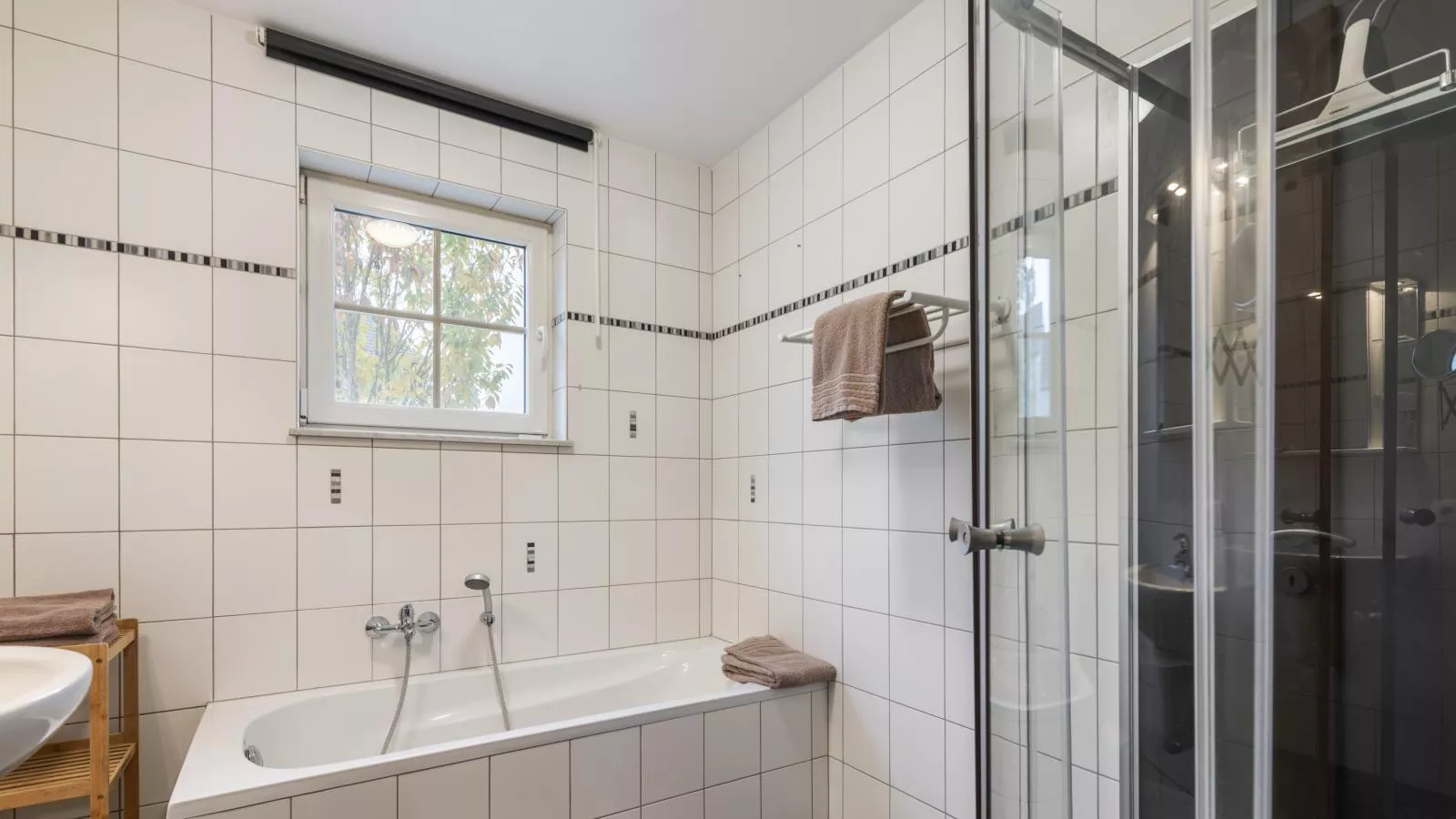 Residence Suprême-Bathroom