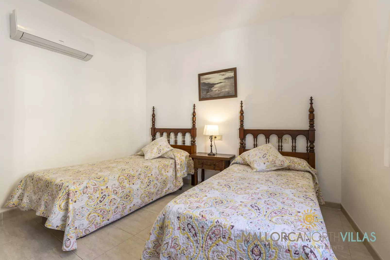 Casa Guillermo Bonita Casa de Pueblo en Pollensa-Schlafzimmer