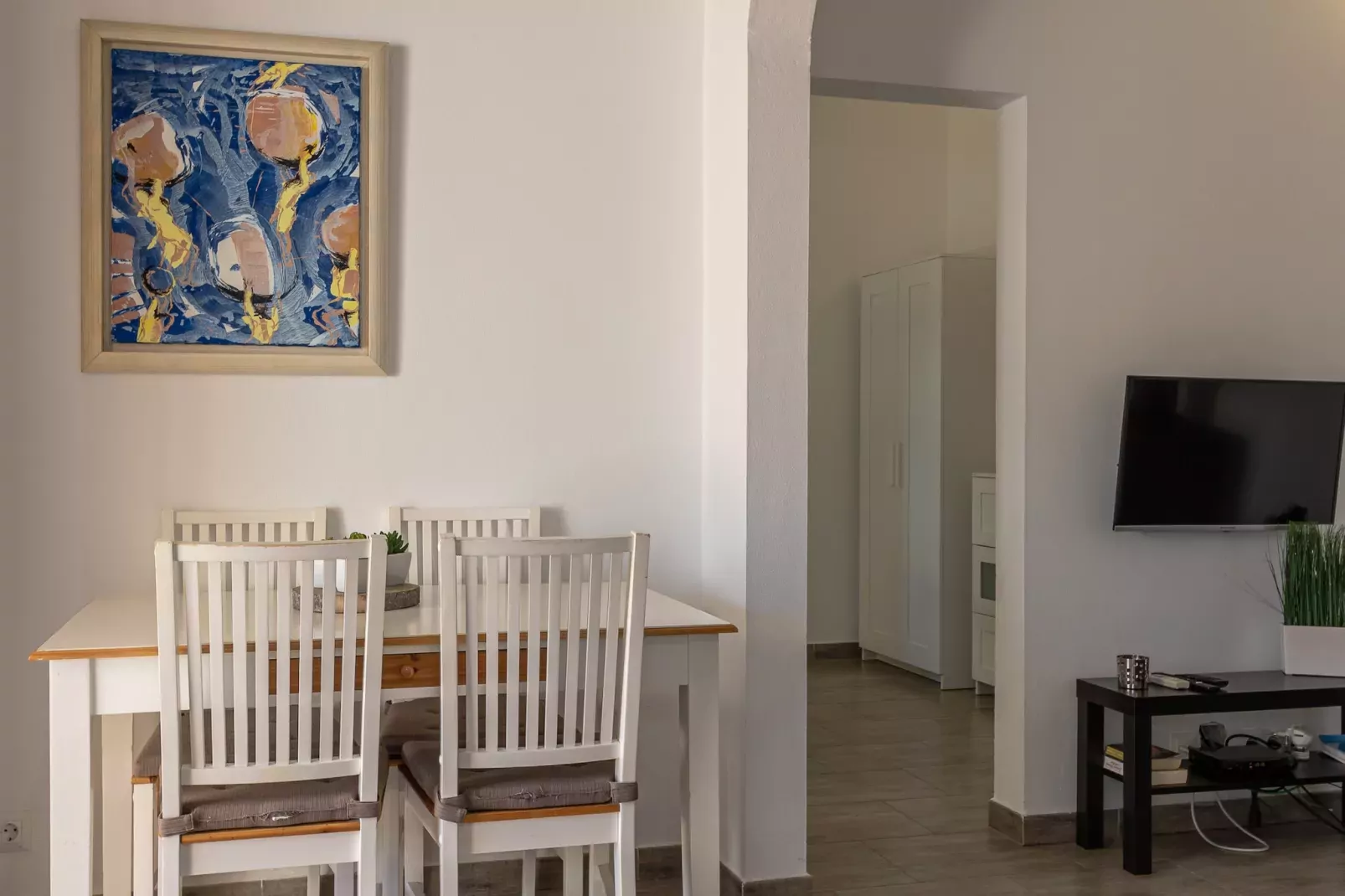 VILLA LES OLIVERES PETITES DE UN DORMITORIO-Dining room