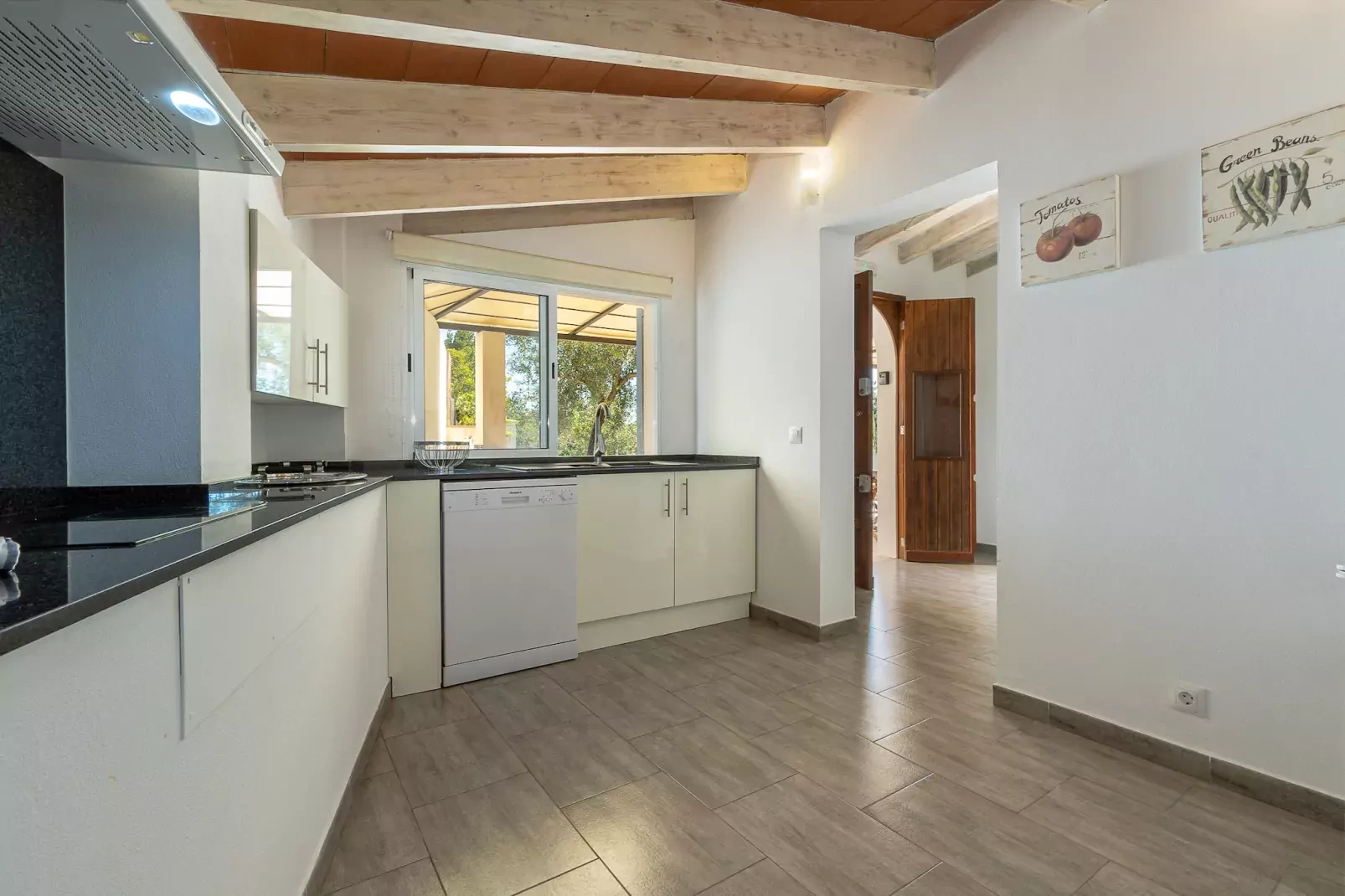 VILLA LES OLIVERES PETITES DE UN DORMITORIO-Kitchen