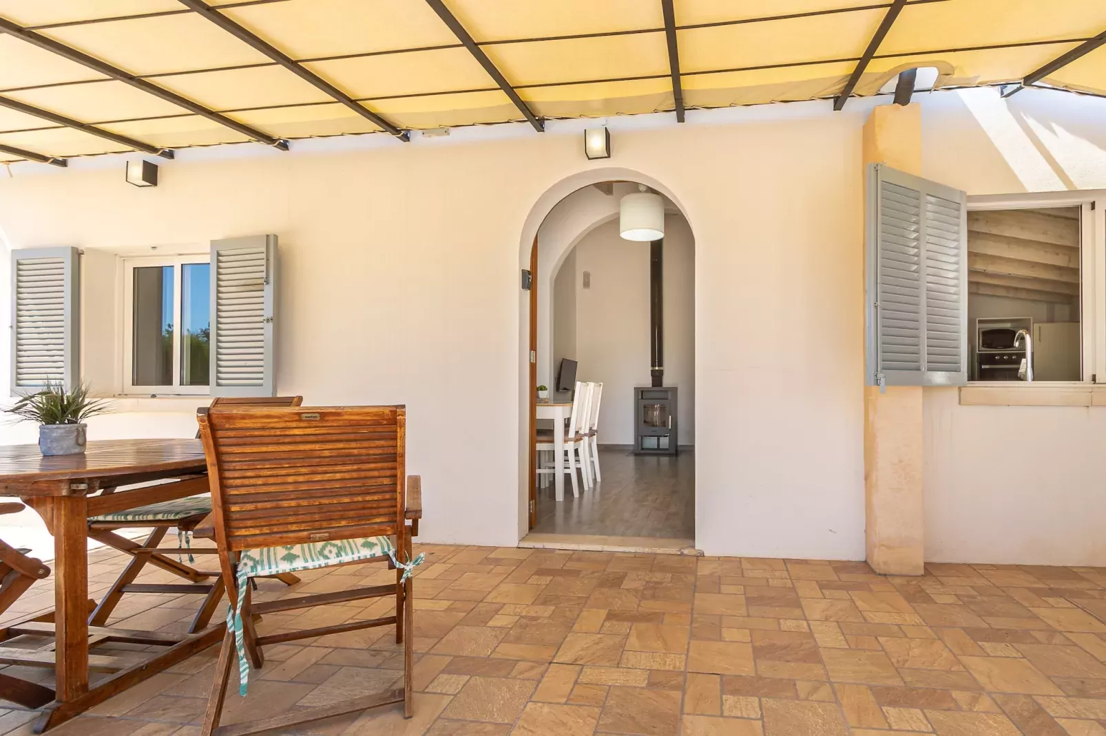 VILLA LES OLIVERES PETITES DE UN DORMITORIO-Terrace
