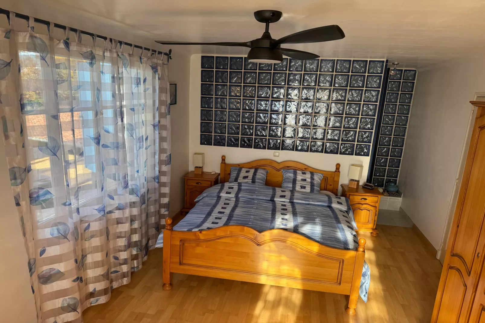 Villa Carpentras-Bedroom