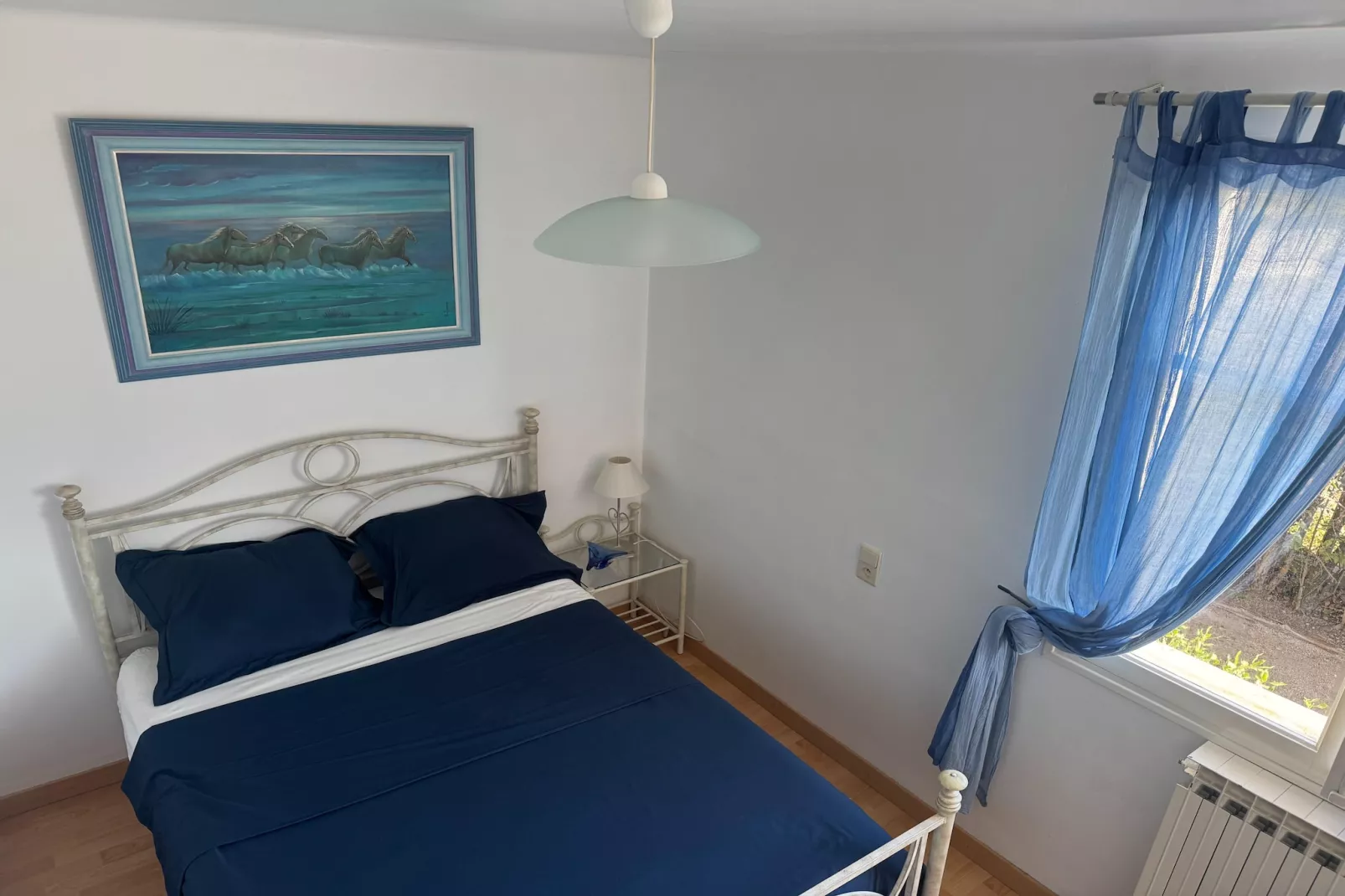 Villa Carpentras-Bedroom