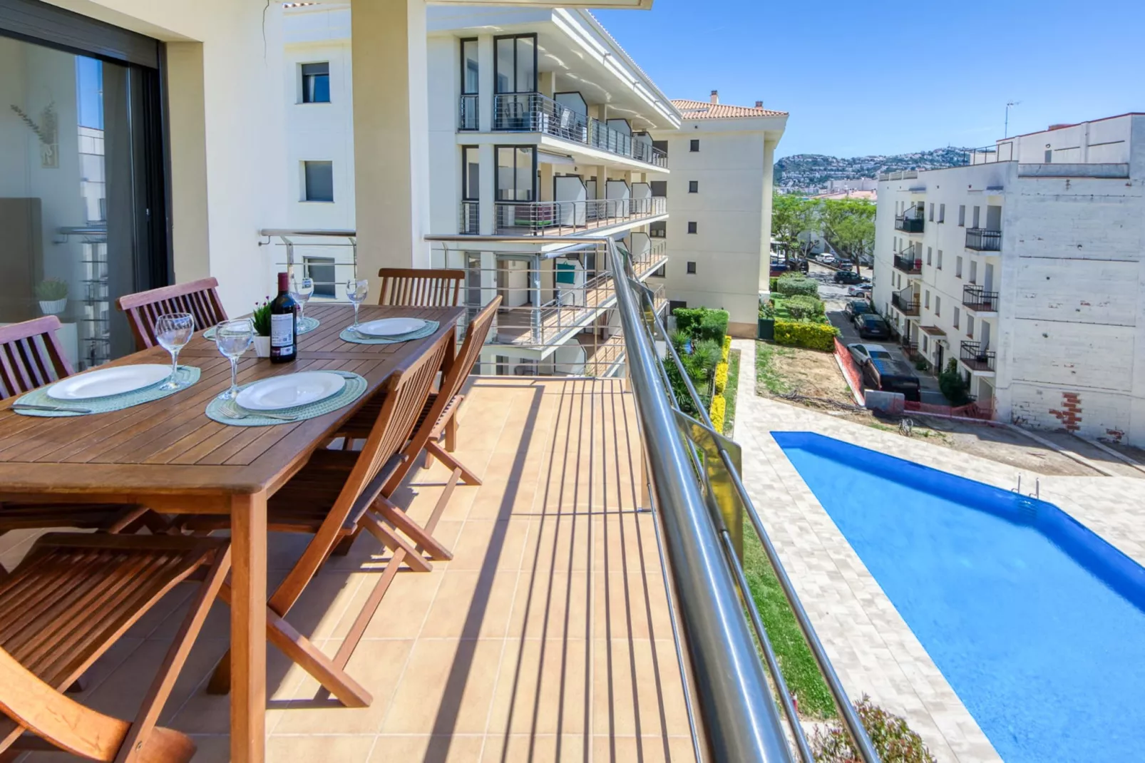 MILENI 2 1 3 1 Roses-Terrace balcony