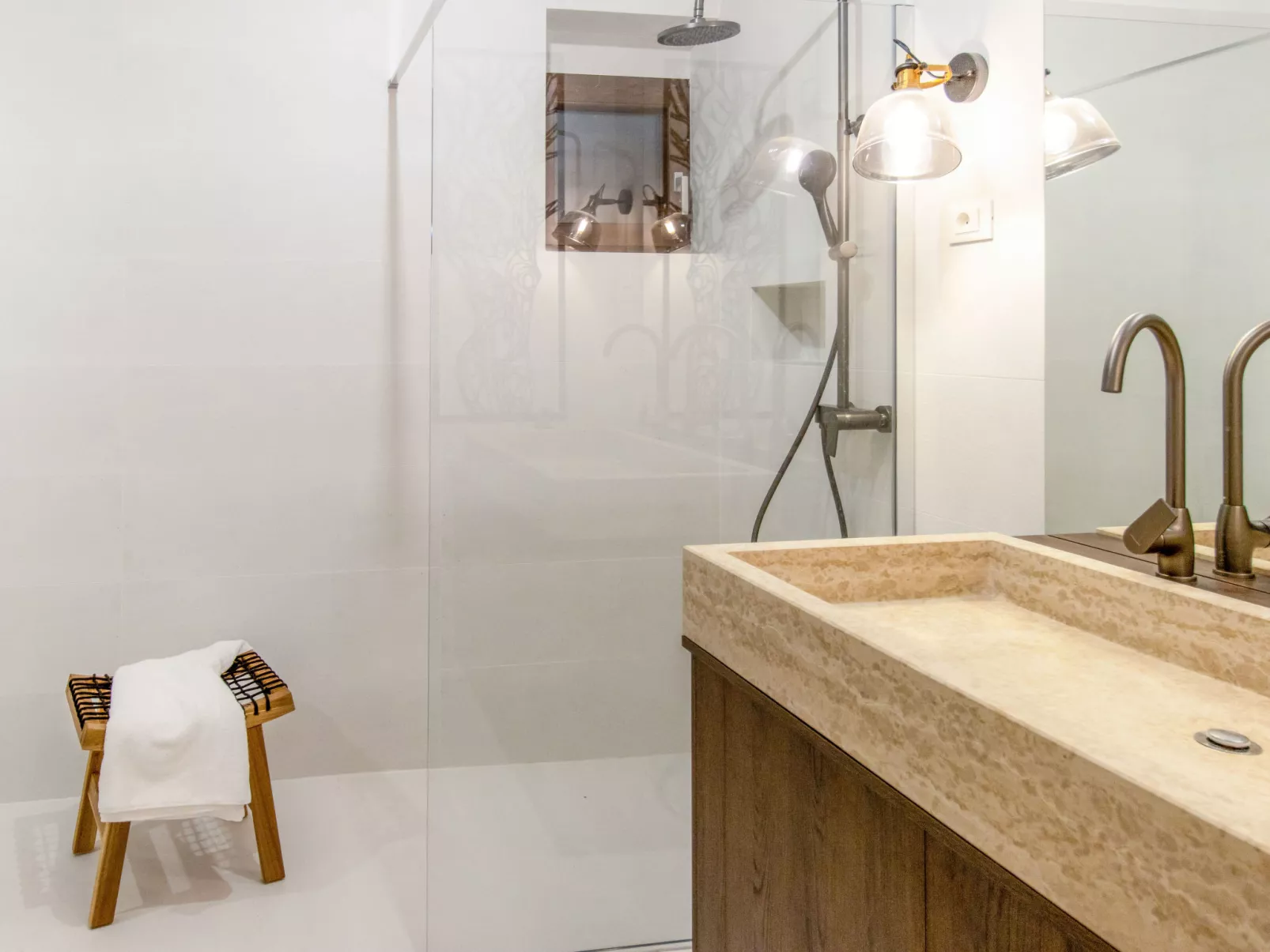 Botra Maria Luxury-Dedans