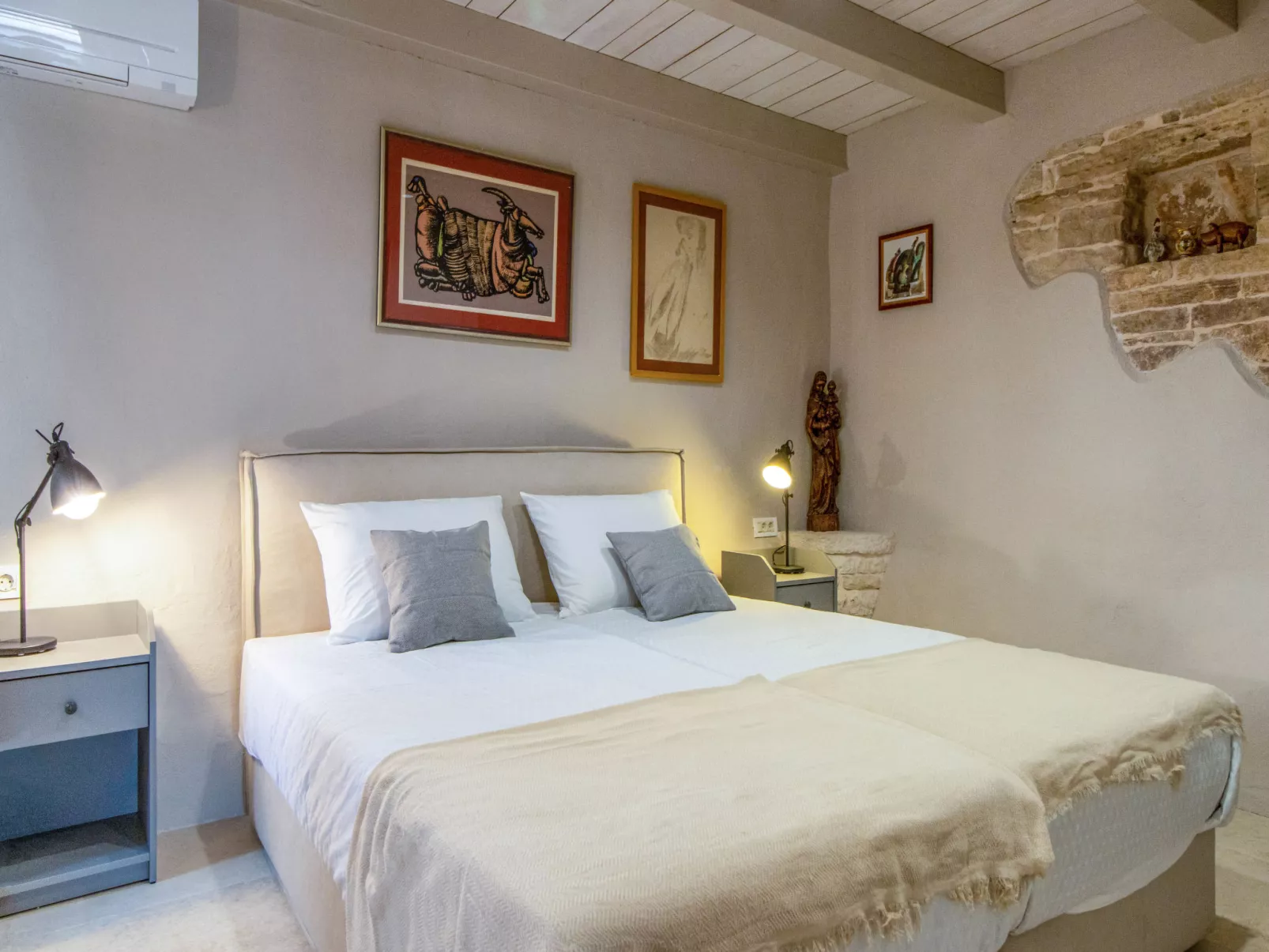 Botra Maria Luxury-Dedans