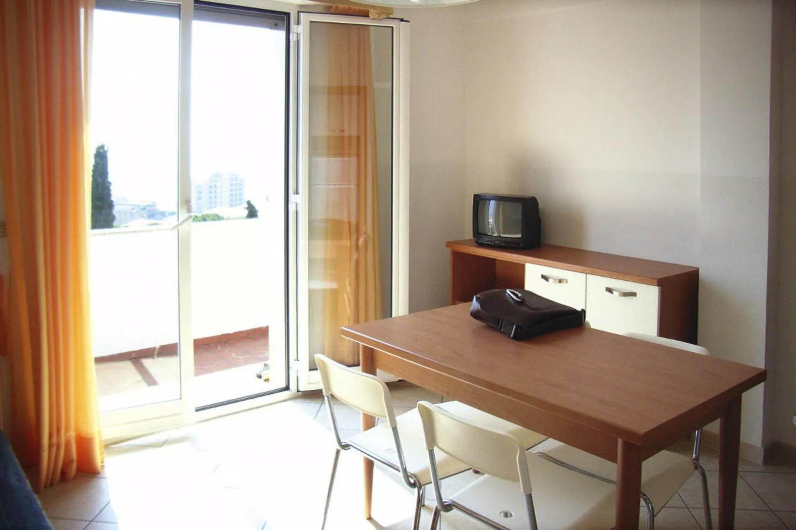 Residence Sant'Anna Pietra Ligure - old B6 CM / B6 CM Comfort - new B5 comfort-Dining room