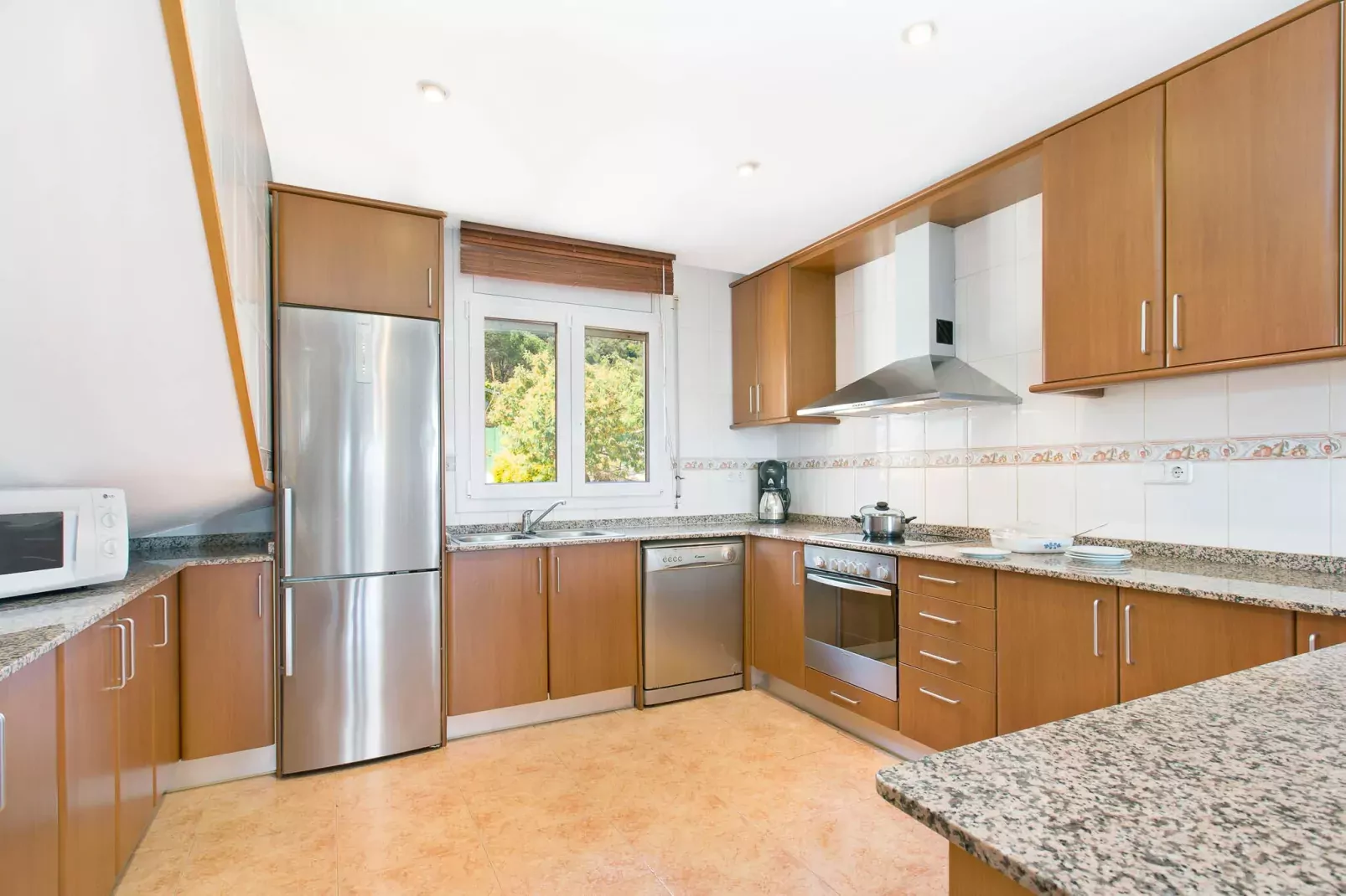 Angeles-Kitchen