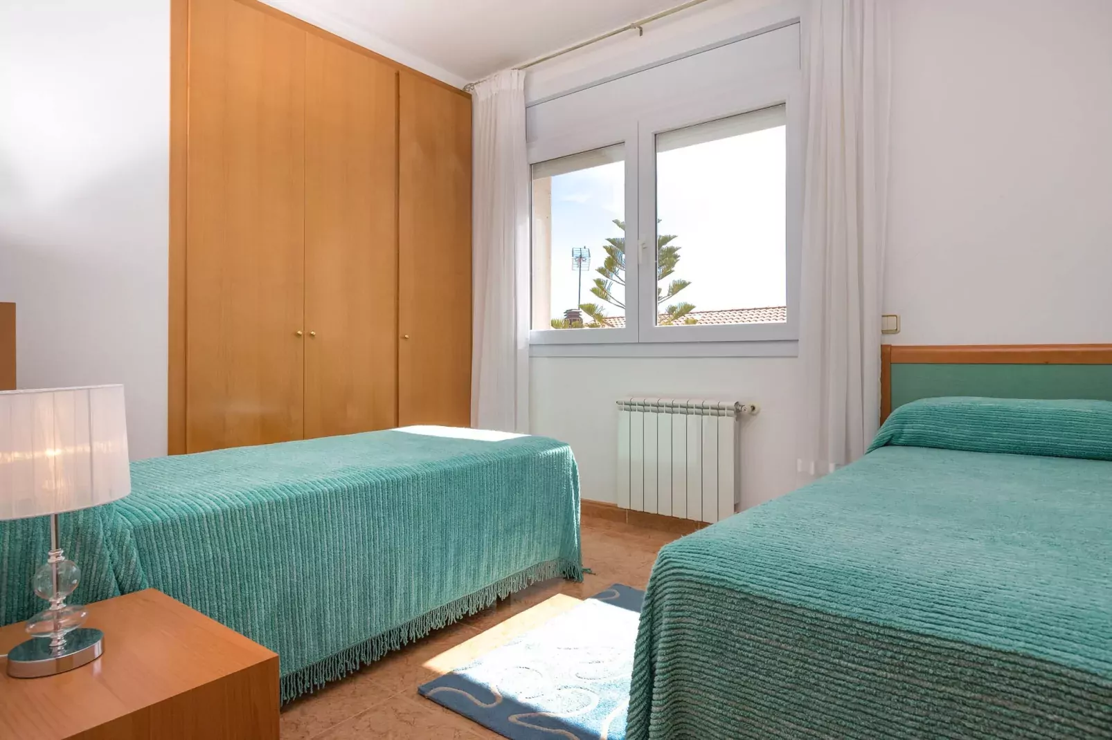 Angeles-Bedroom