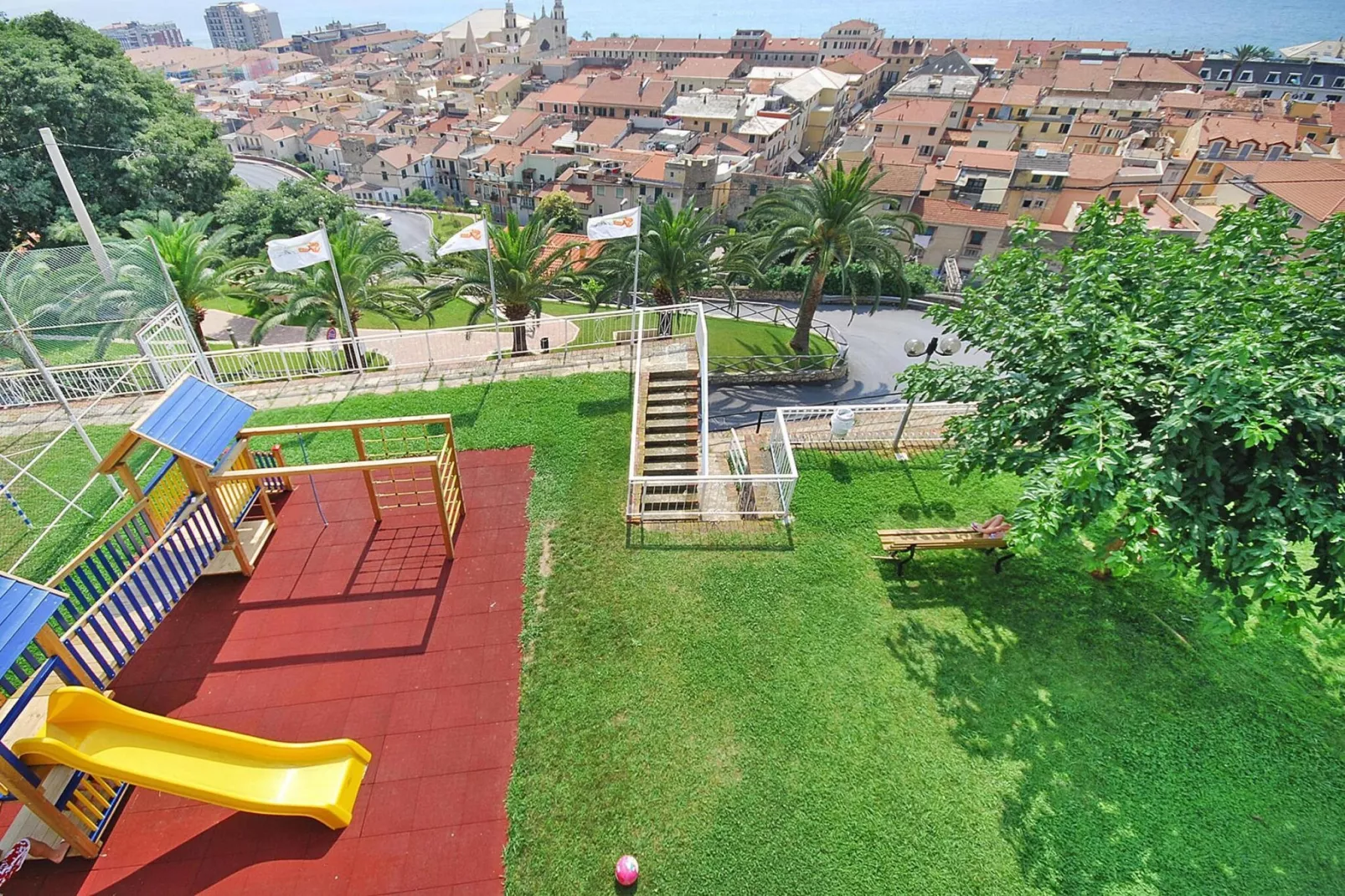 Residence Sant'Anna Pietra Ligure - TR1 - C8 CL Classic-Gardens summer