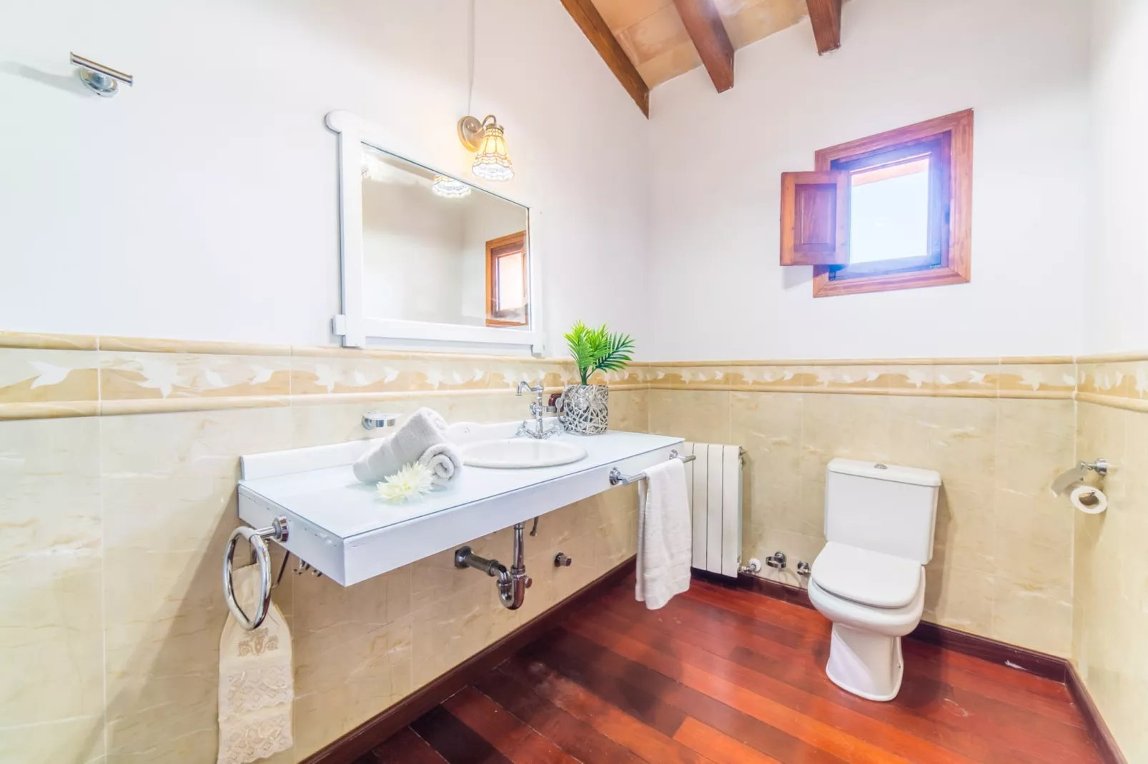 Caselles Petit-Bathroom