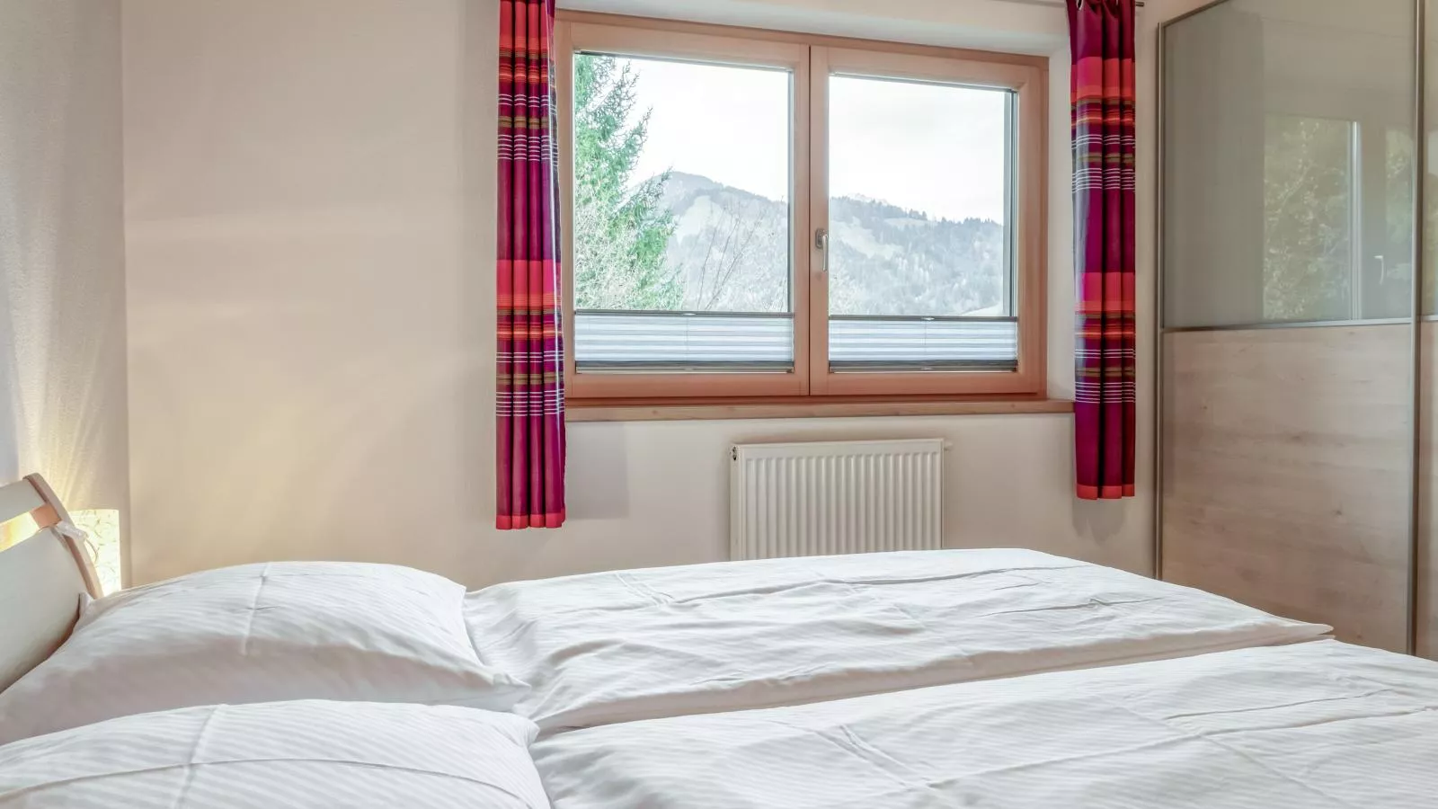 Berg und Blüte II-Schlafzimmer