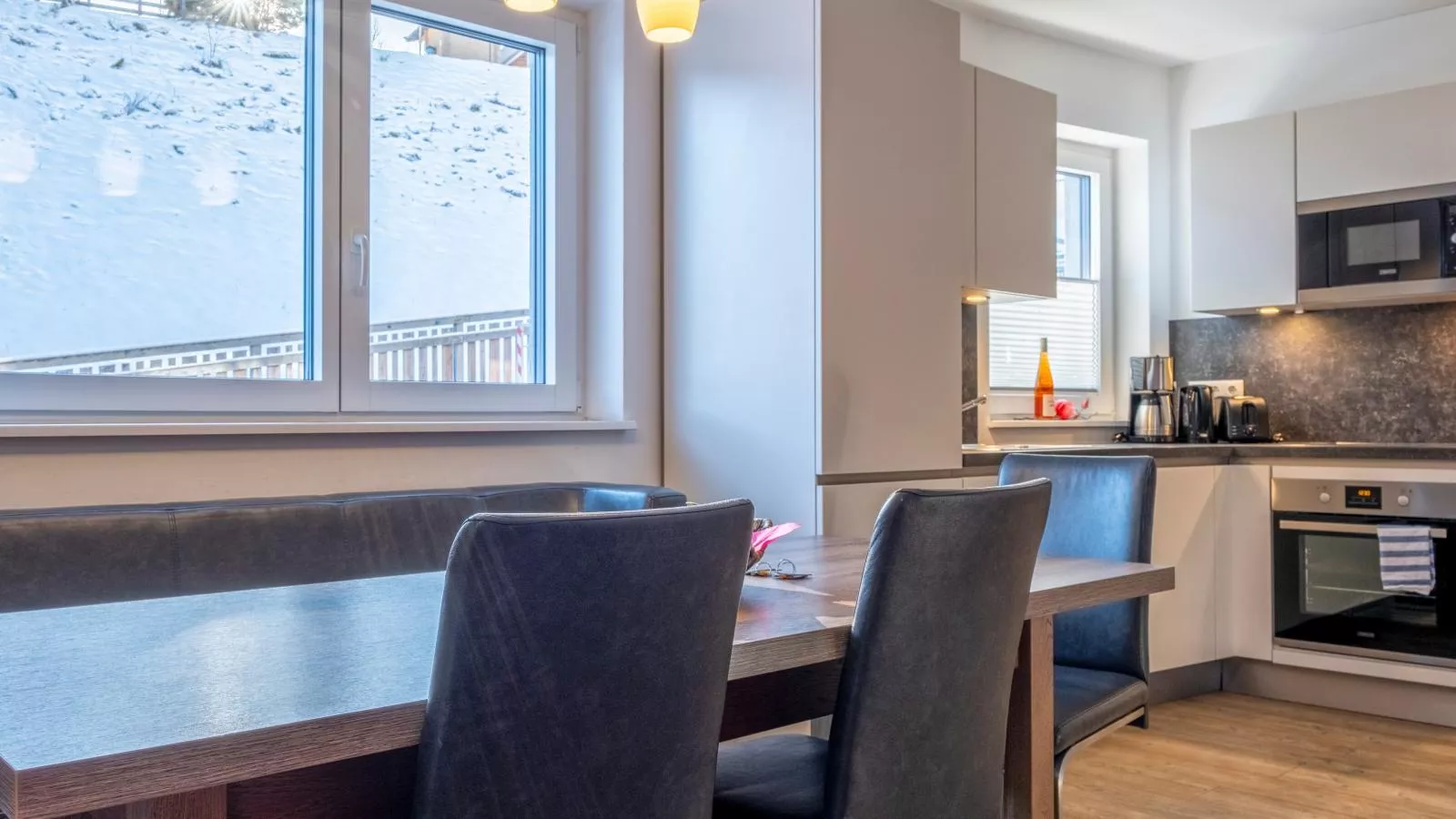 Sonnenhaus-Dining room