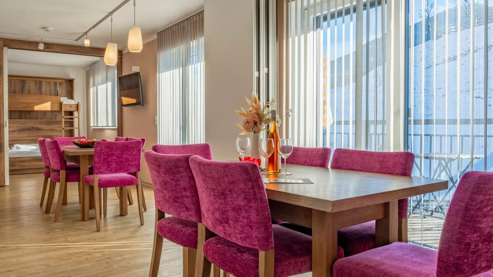 Sonnenhaus-Dining room