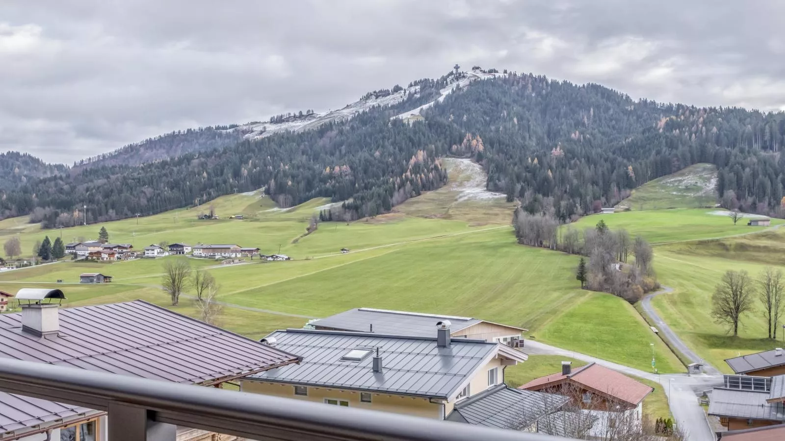 Berg und Blüte II-Aussicht Winter