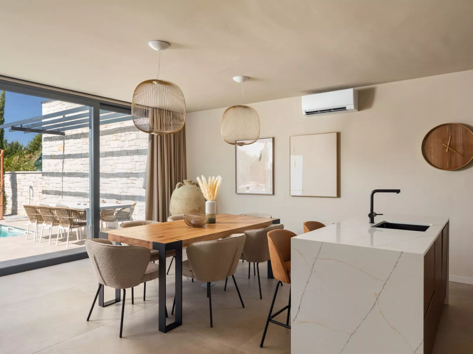 Casa Tia 2-Inside