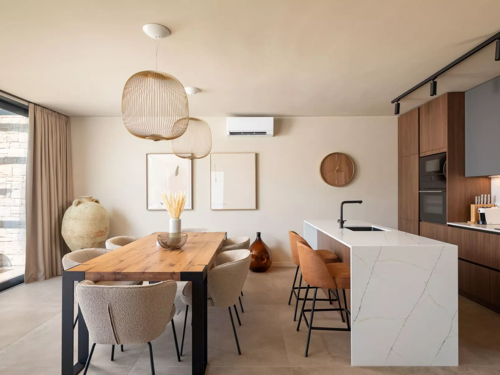Casa Tia 2-Inside