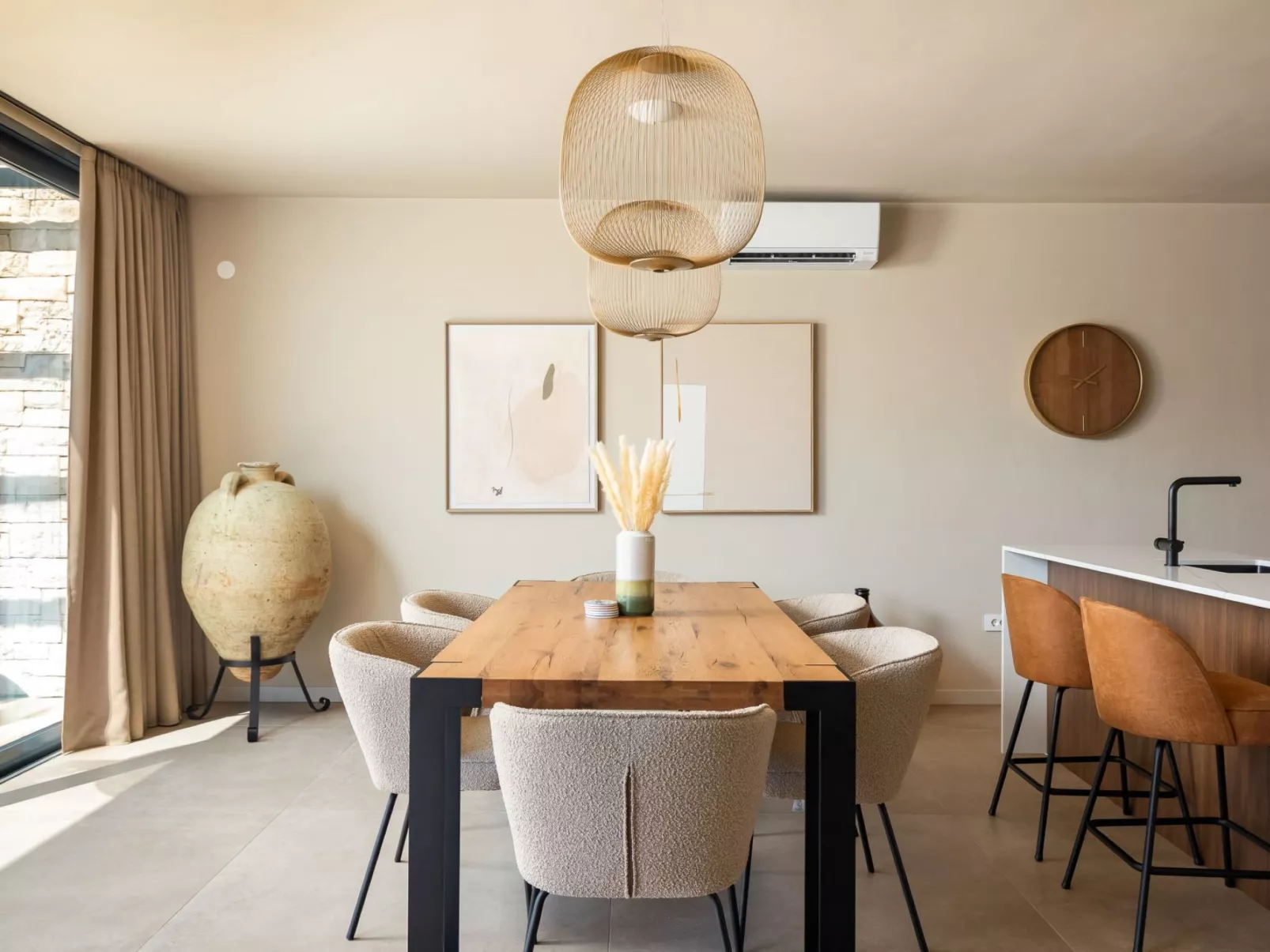 Casa Tia 2-Inside