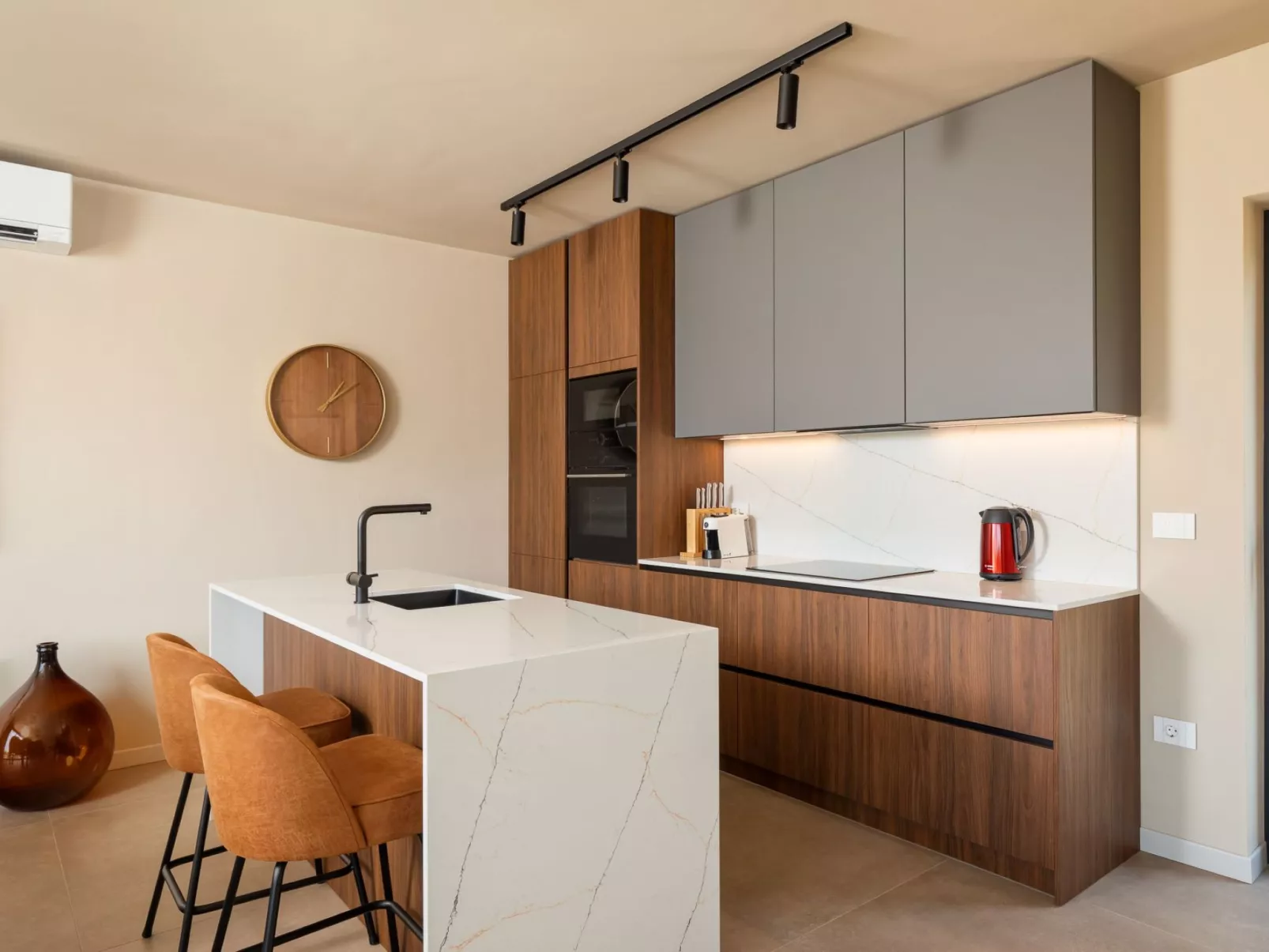 Casa Tia 2-Inside