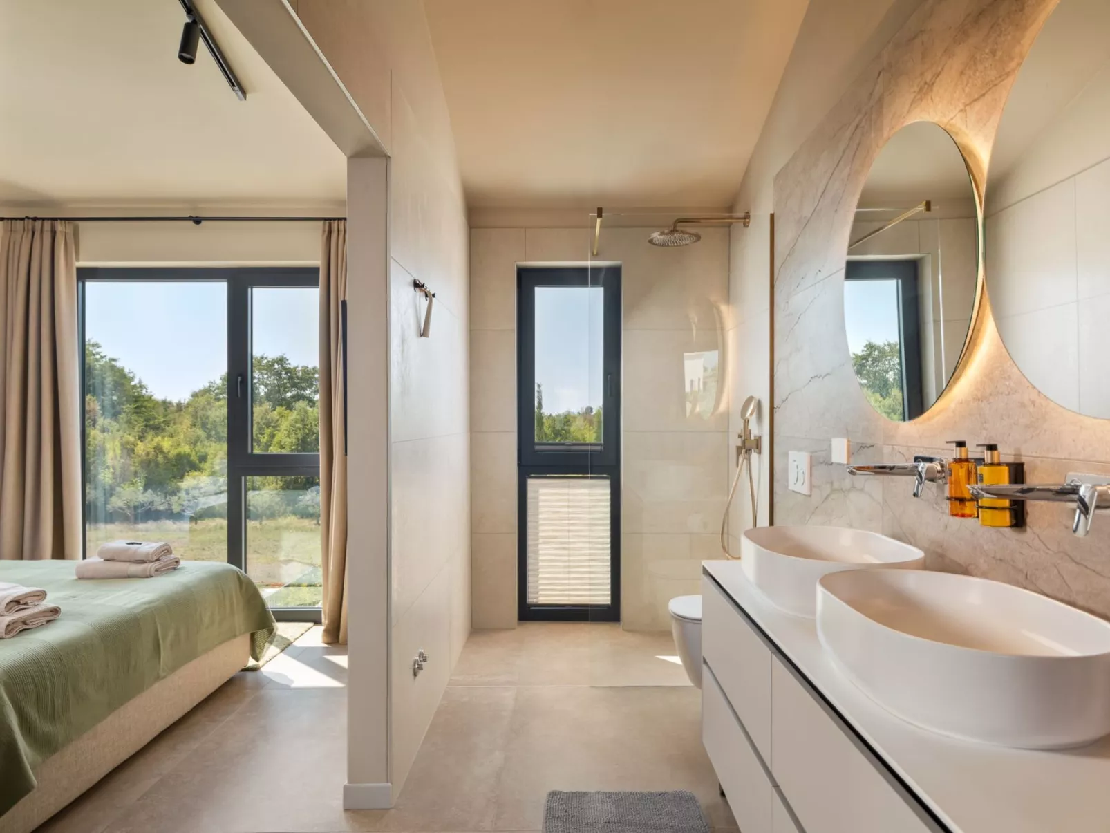 Casa Tia 2-Inside