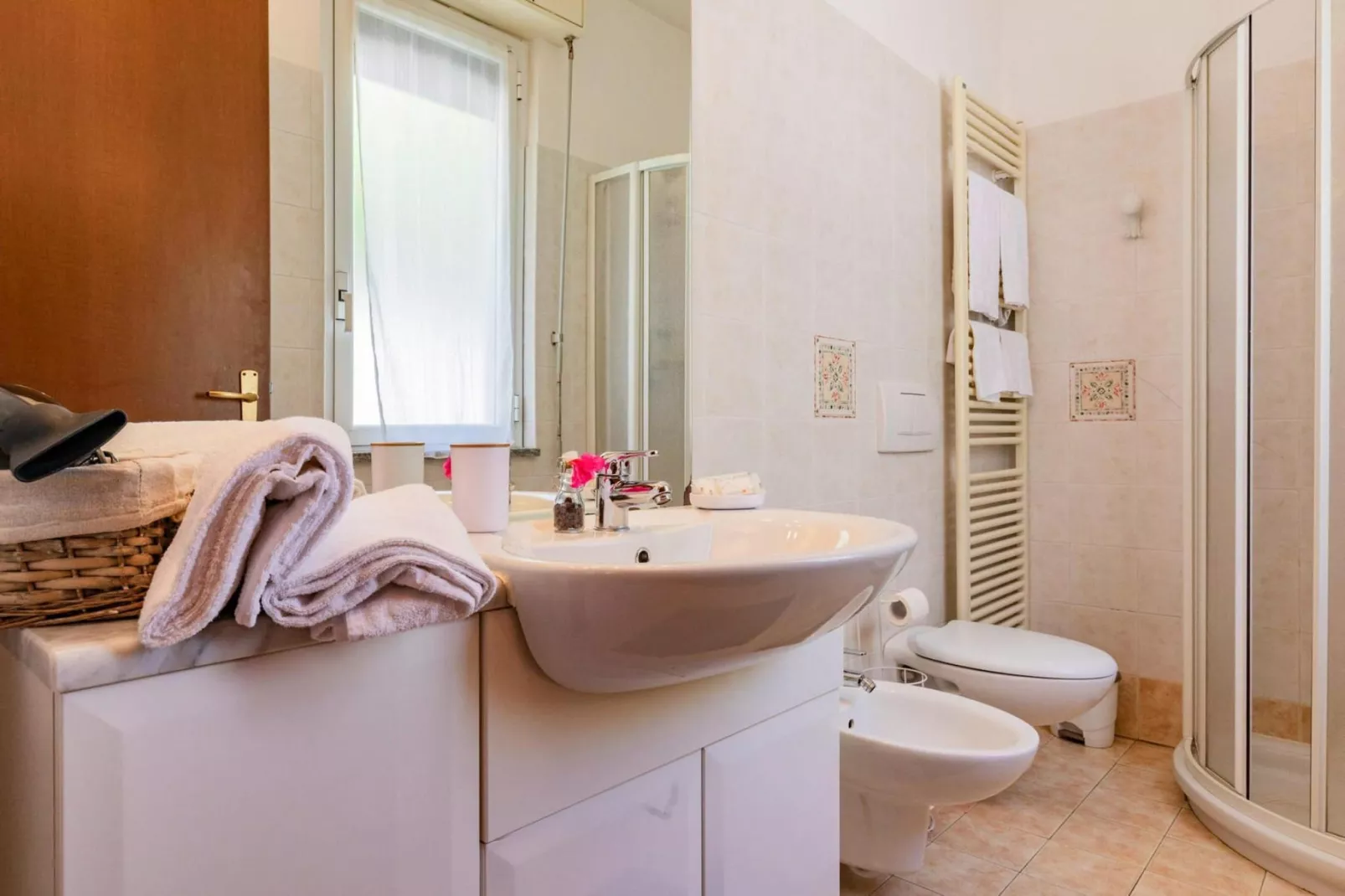 Residence Casa & Vela SRL, Oggebbio-Bilo fino 6-Bathroom