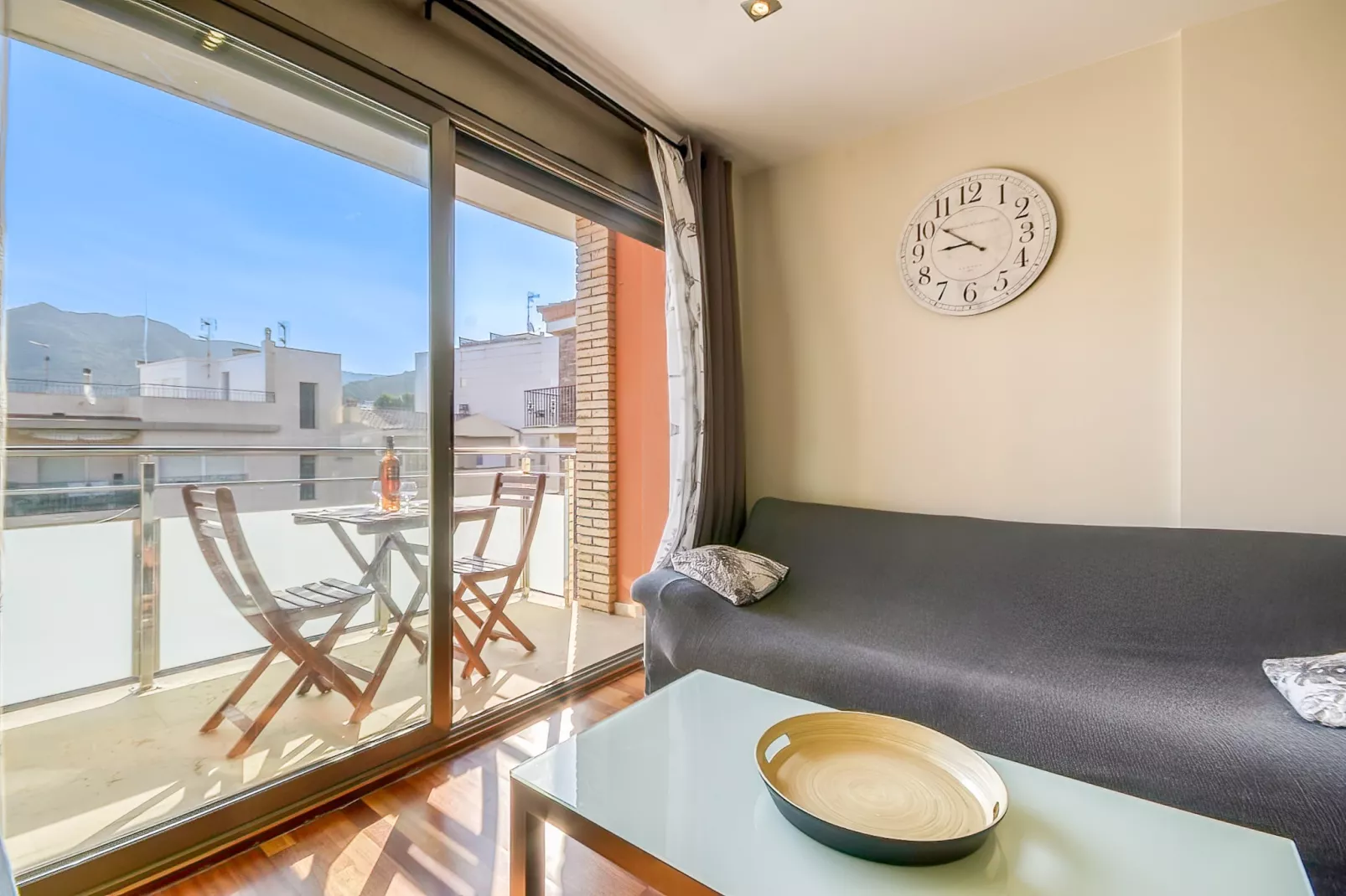 RAVAL DELS GRECS 16 Roses-Wohnzimmer