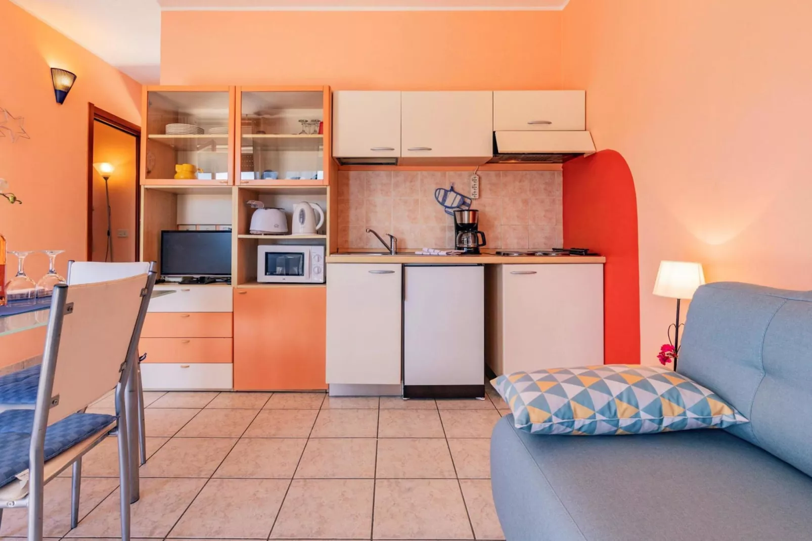 Residence Casa & Vela SRL, Oggebbio-Bilo fino 6-Kitchen
