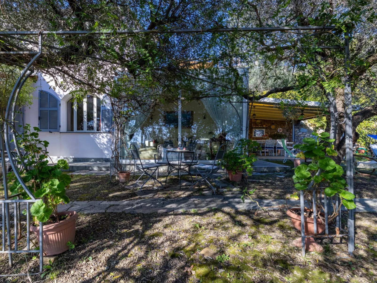 Villa degli Ulivi-Outside