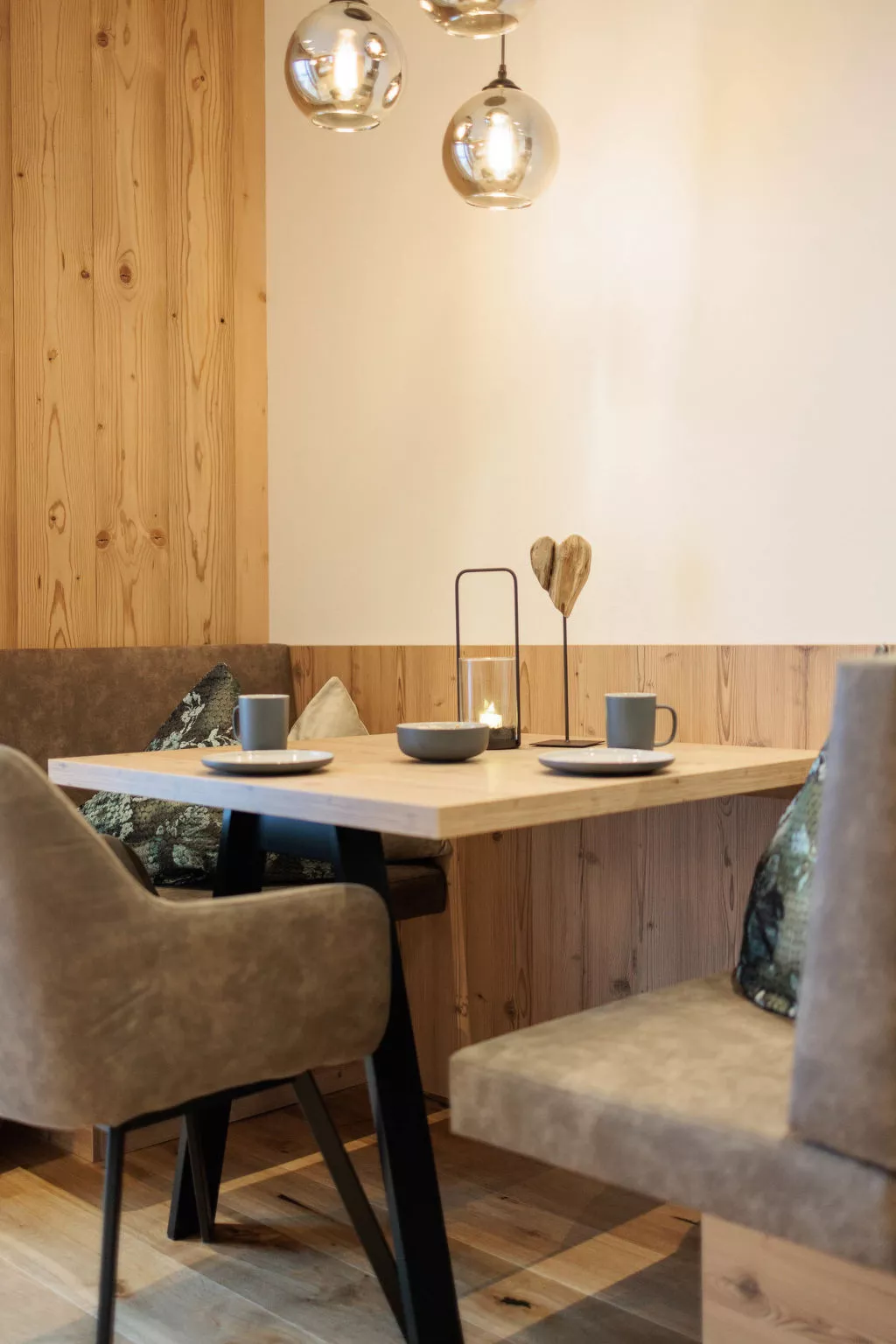 Mountain Suite Nr 101 - 10498384