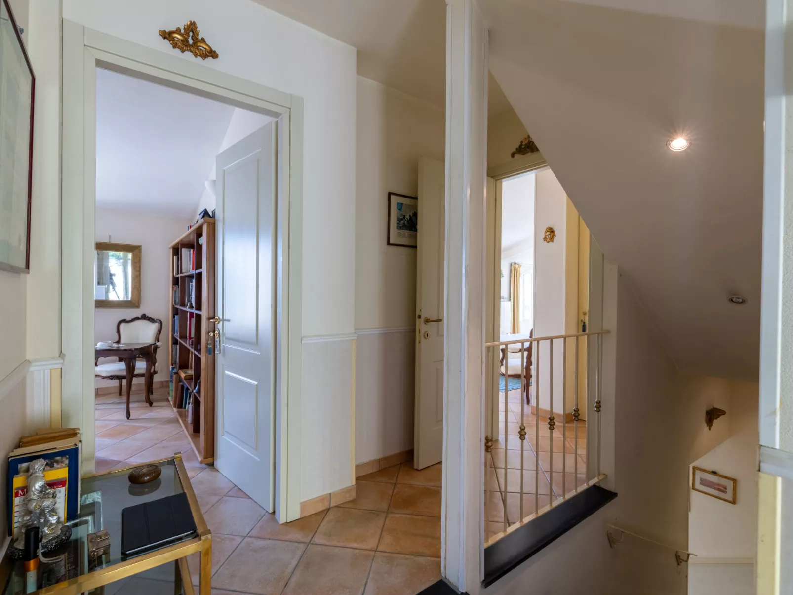 Villa degli Ulivi-Inside