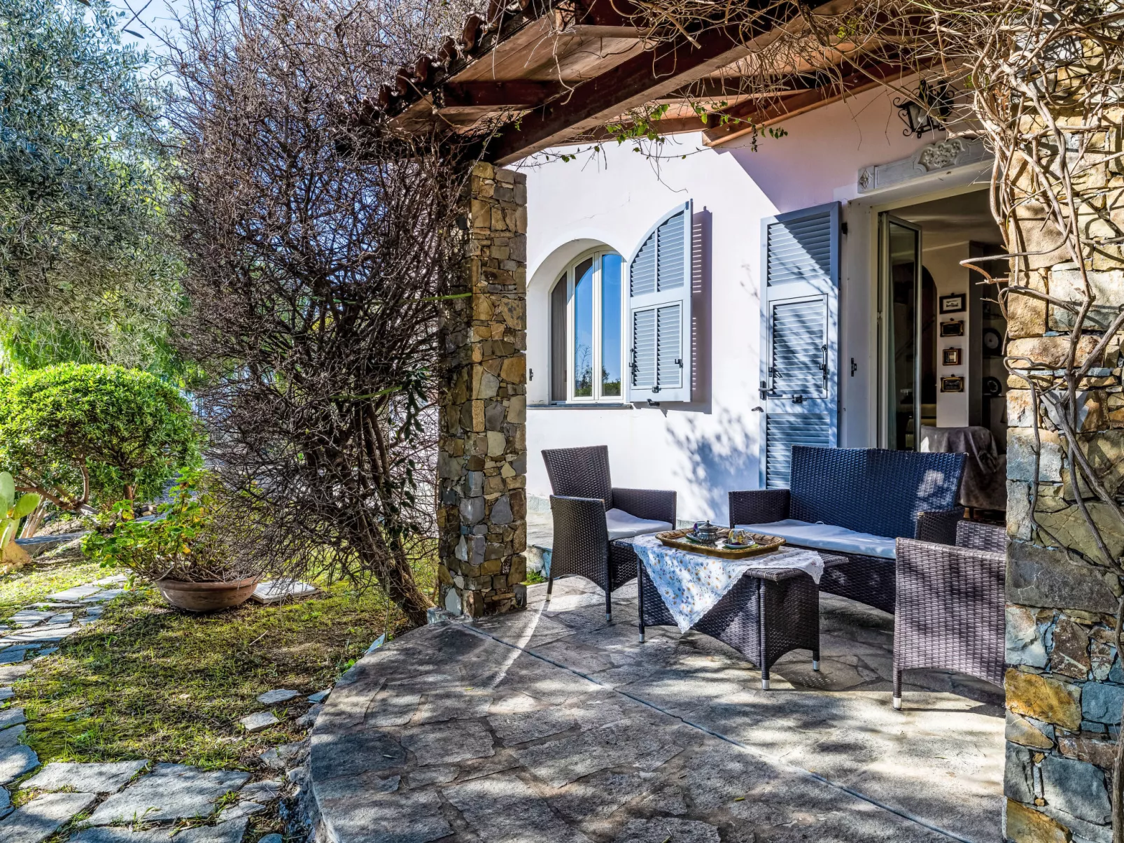 Villa degli Ulivi-Outside