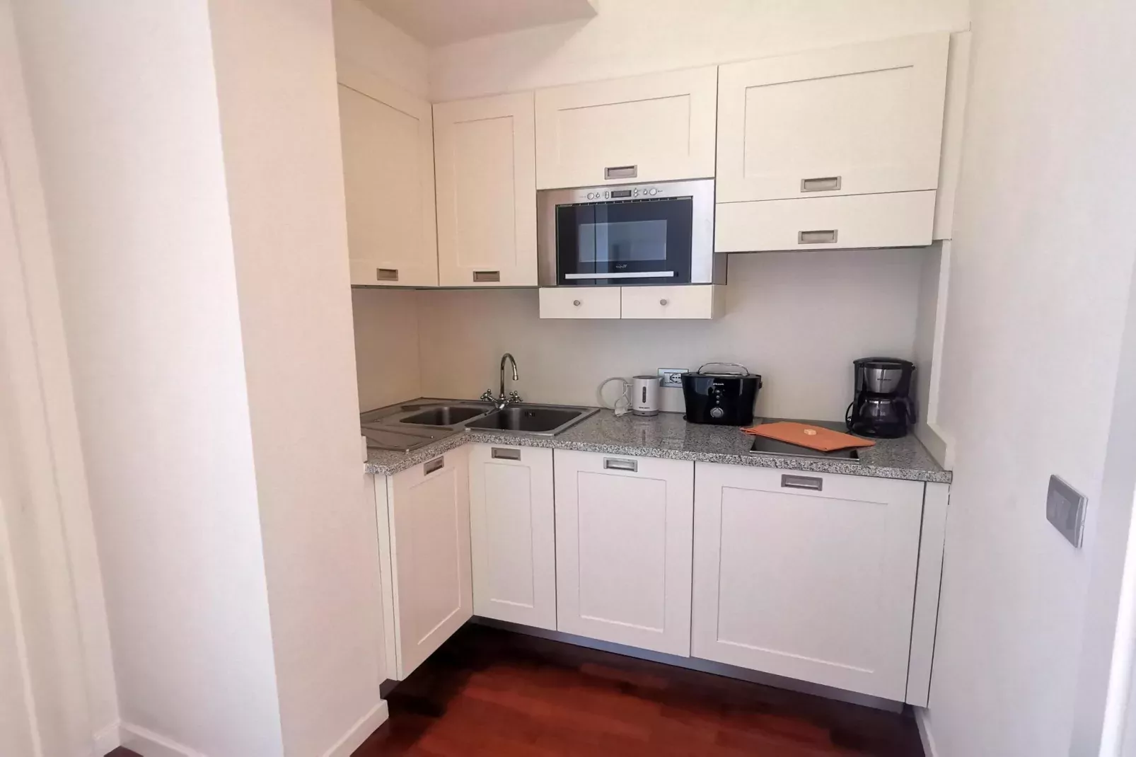 Residence Antico Verbano Meina-Bilo 3J - 3 pers-Kitchen